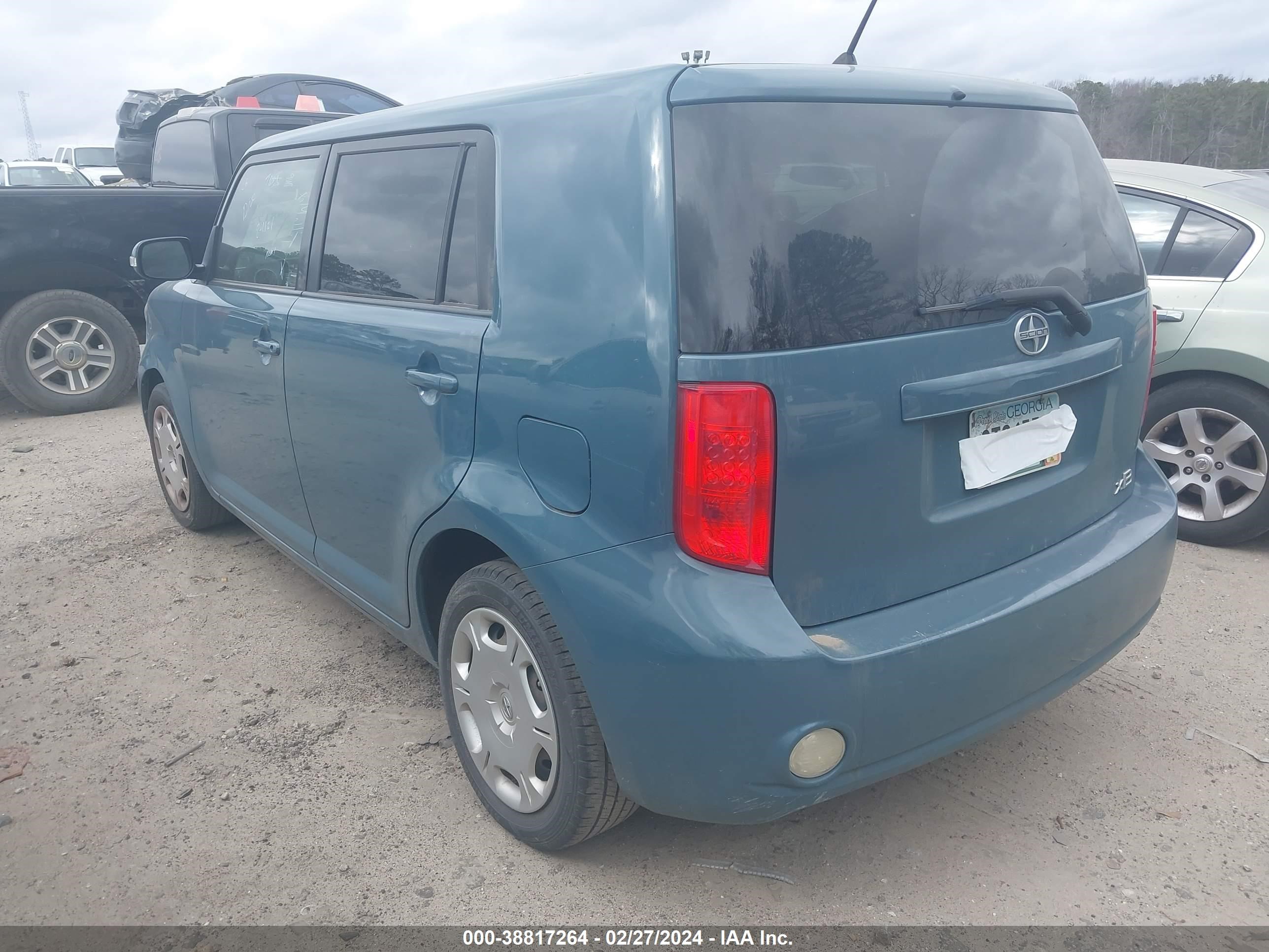 Photo 2 VIN: JTLKE50E091077871 - SCION XB 