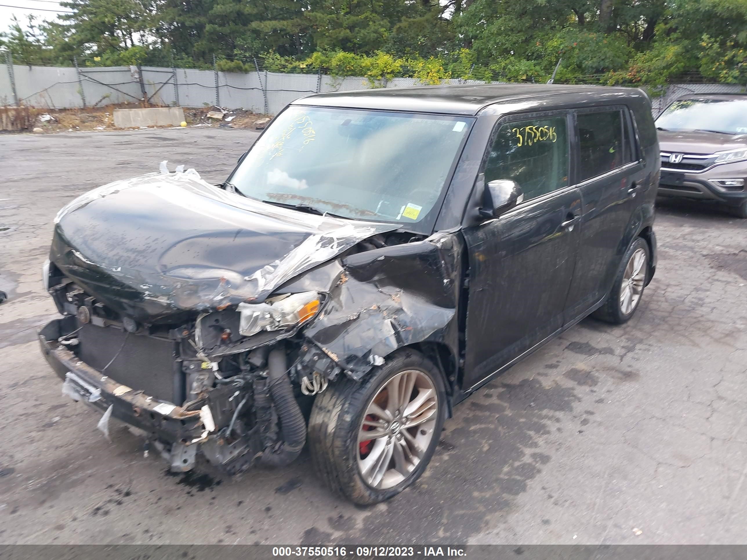 Photo 1 VIN: JTLKE50E091087137 - SCION XB 