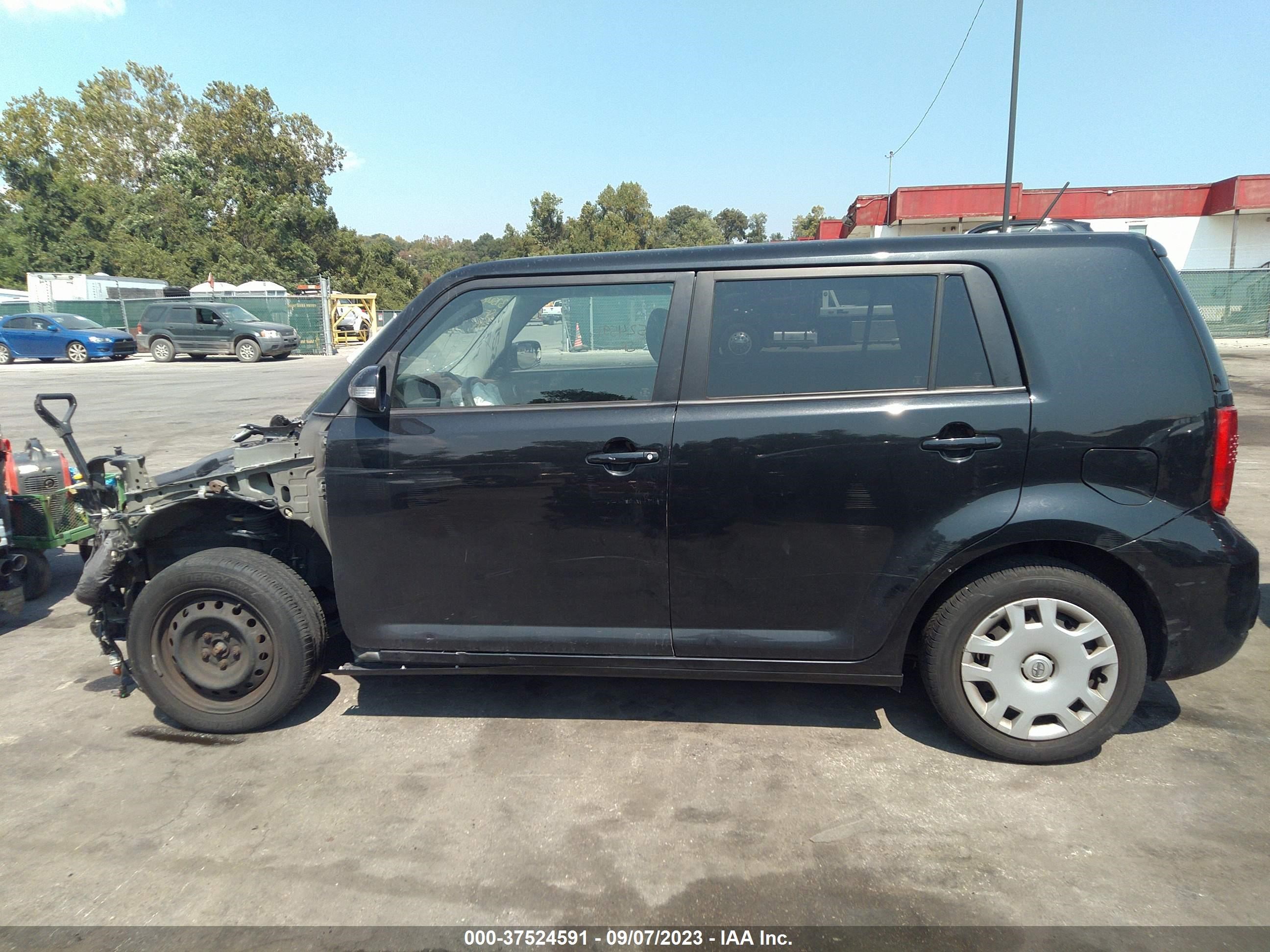 Photo 14 VIN: JTLKE50E091090216 - SCION XB 