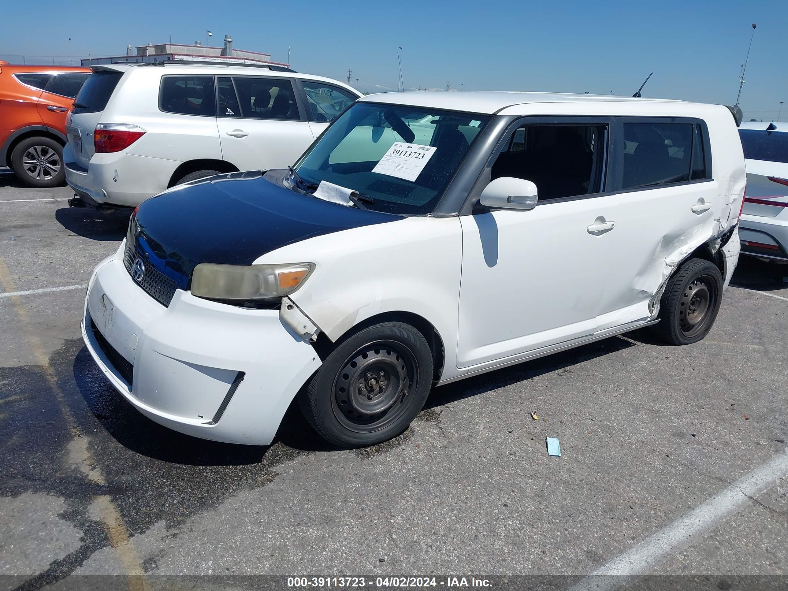 Photo 1 VIN: JTLKE50E181038091 - SCION XB 