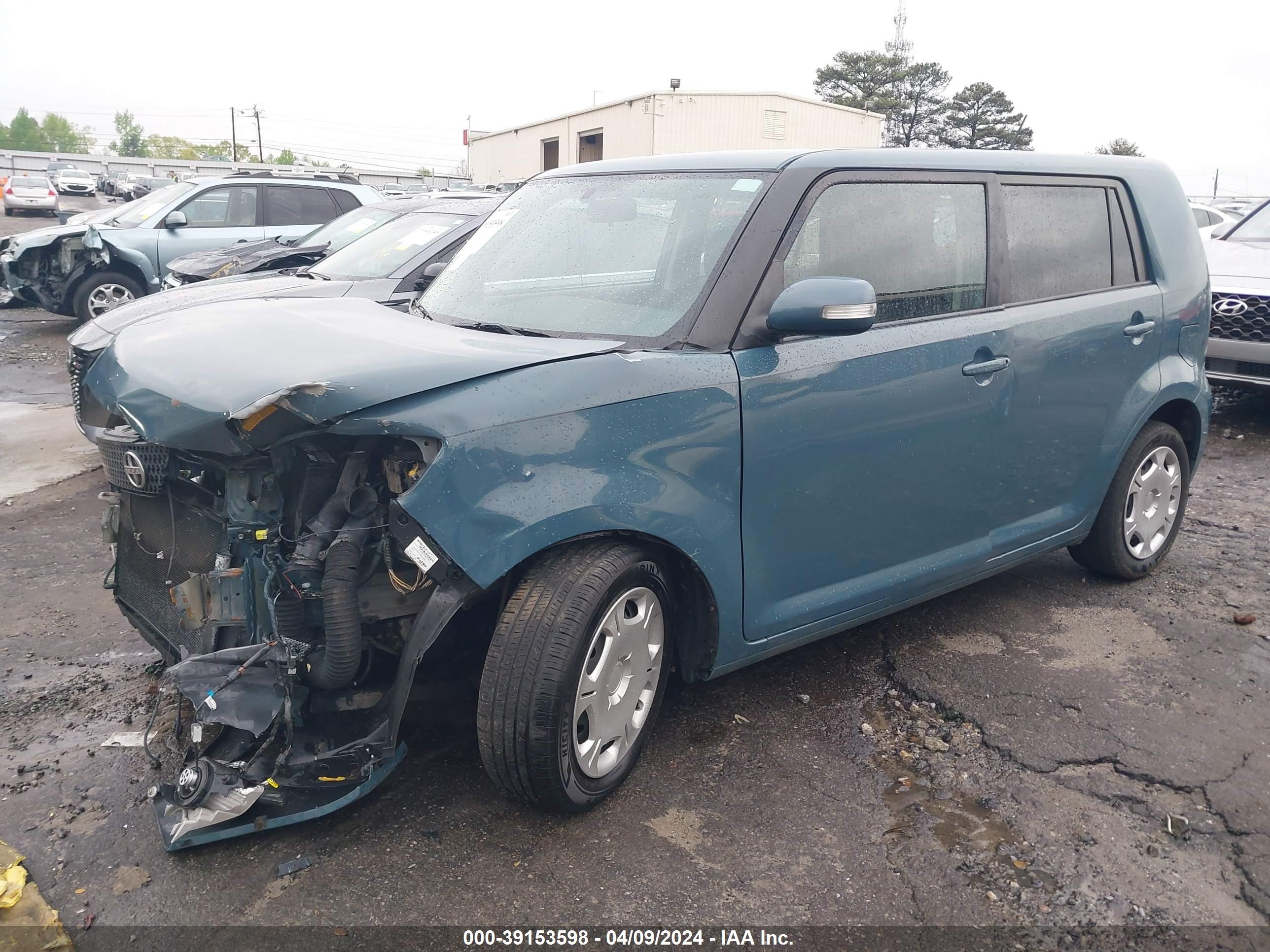 Photo 1 VIN: JTLKE50E281004130 - SCION XB 