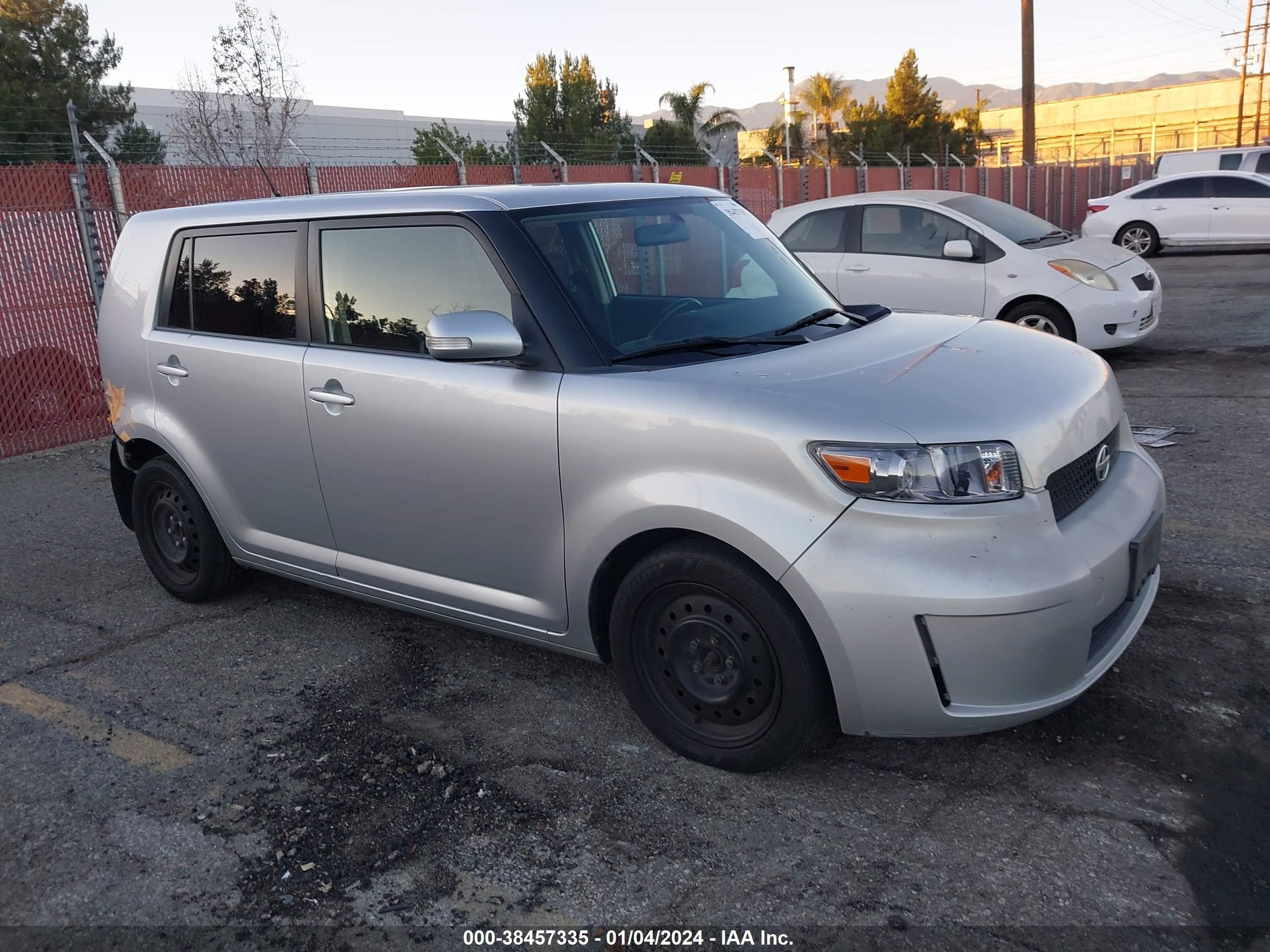 Photo 0 VIN: JTLKE50E281060097 - SCION XB 