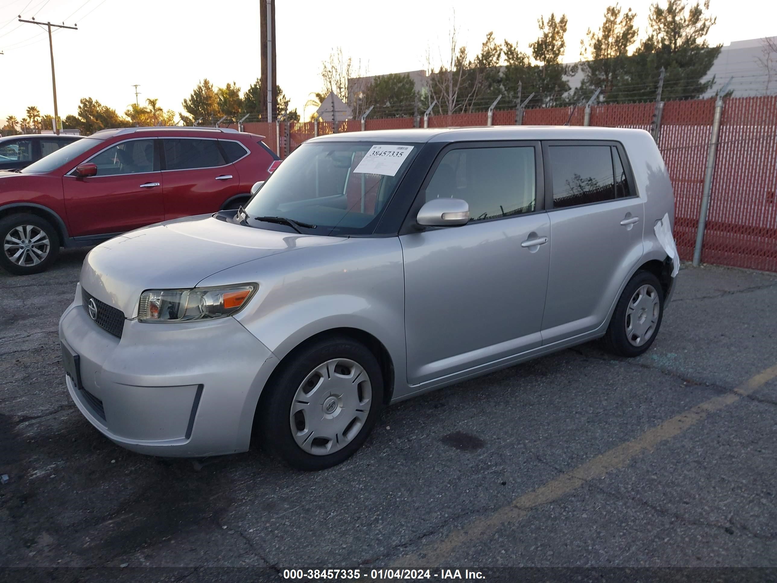 Photo 1 VIN: JTLKE50E281060097 - SCION XB 