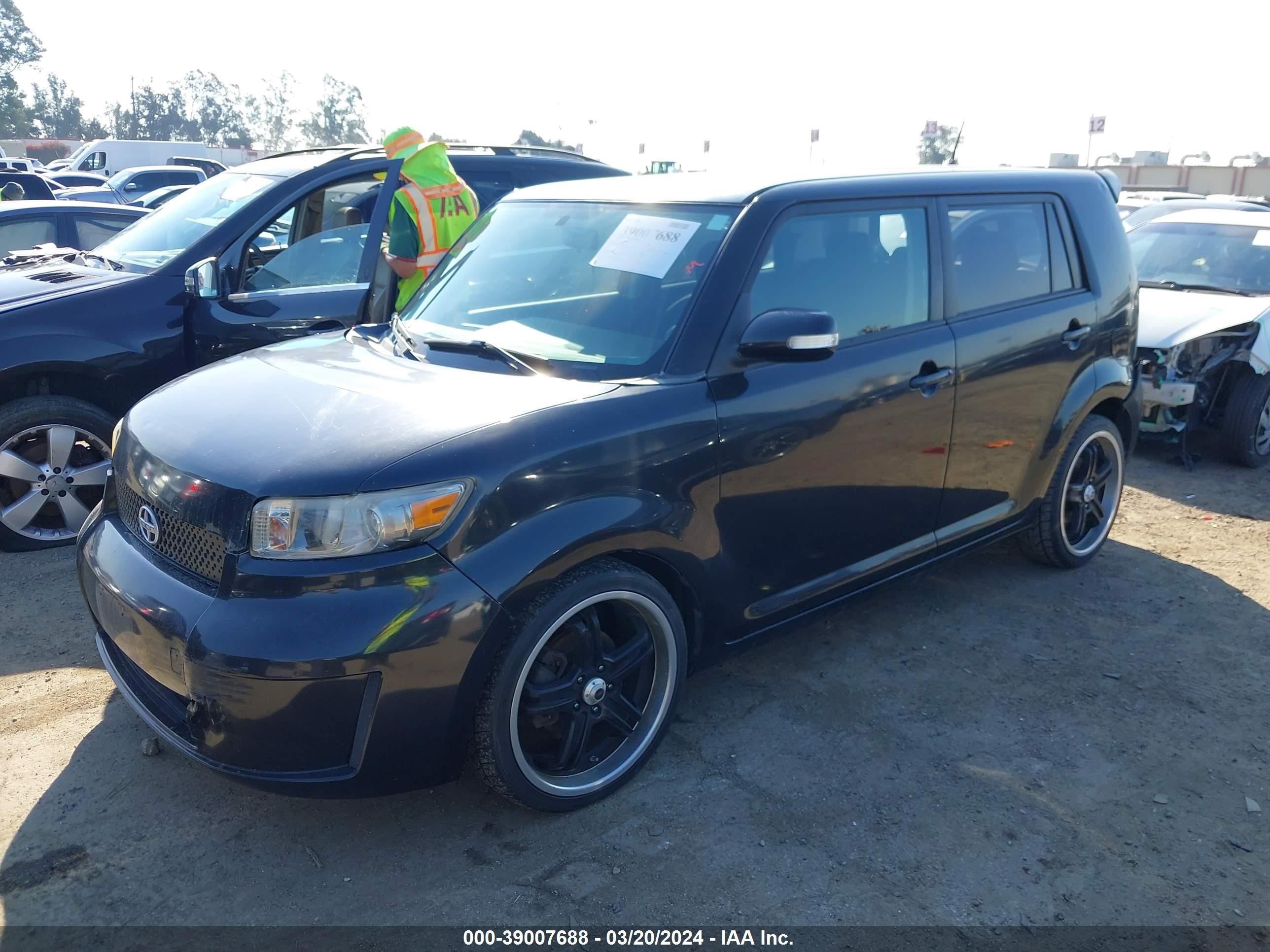 Photo 1 VIN: JTLKE50E291076382 - SCION XB 