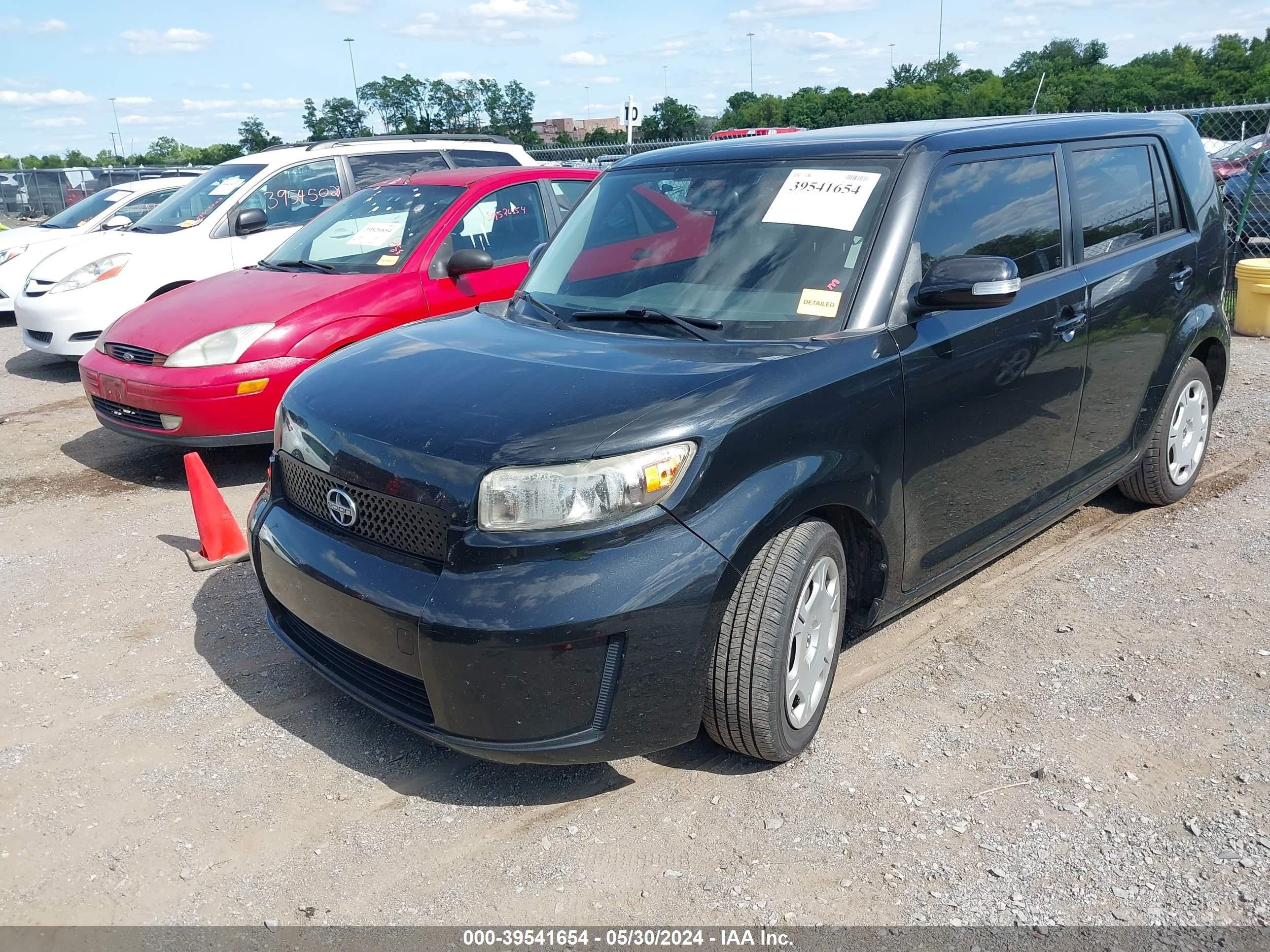 Photo 1 VIN: JTLKE50E391093854 - SCION XB 