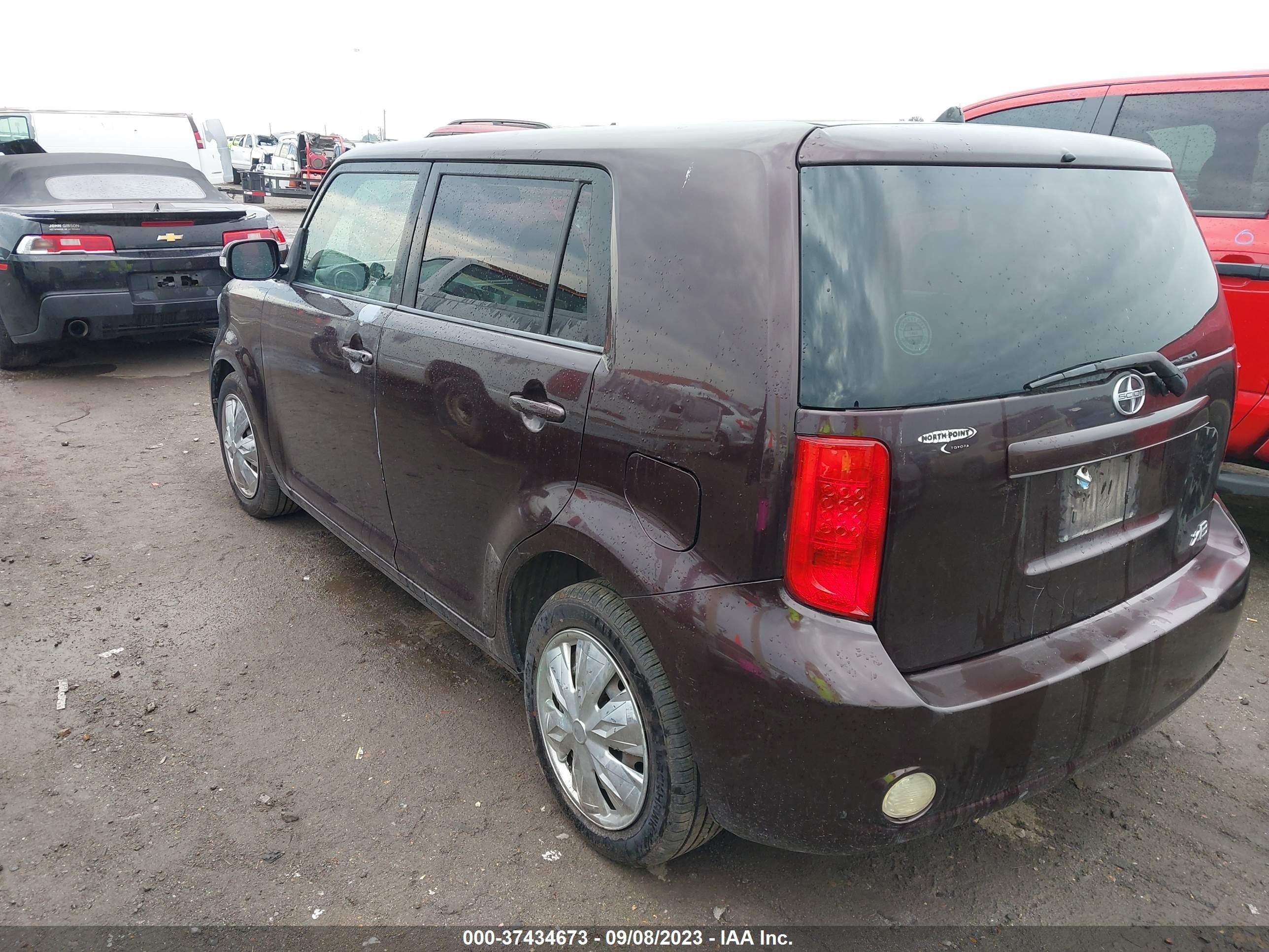 Photo 2 VIN: JTLKE50E481017090 - SCION XB 