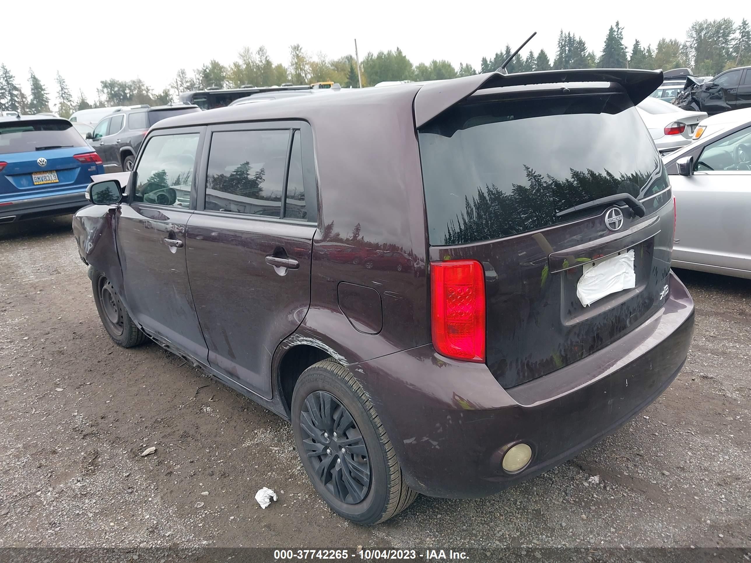 Photo 2 VIN: JTLKE50E481028882 - SCION XB 