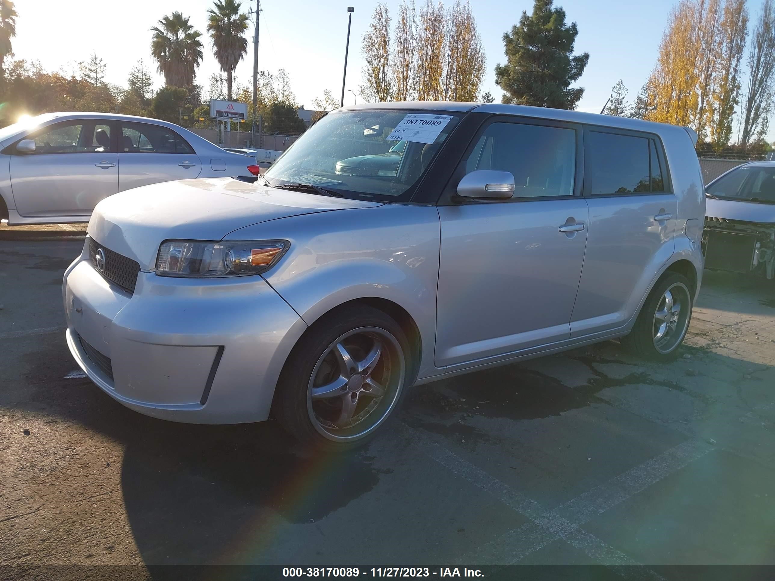 Photo 1 VIN: JTLKE50E491066842 - SCION XB 