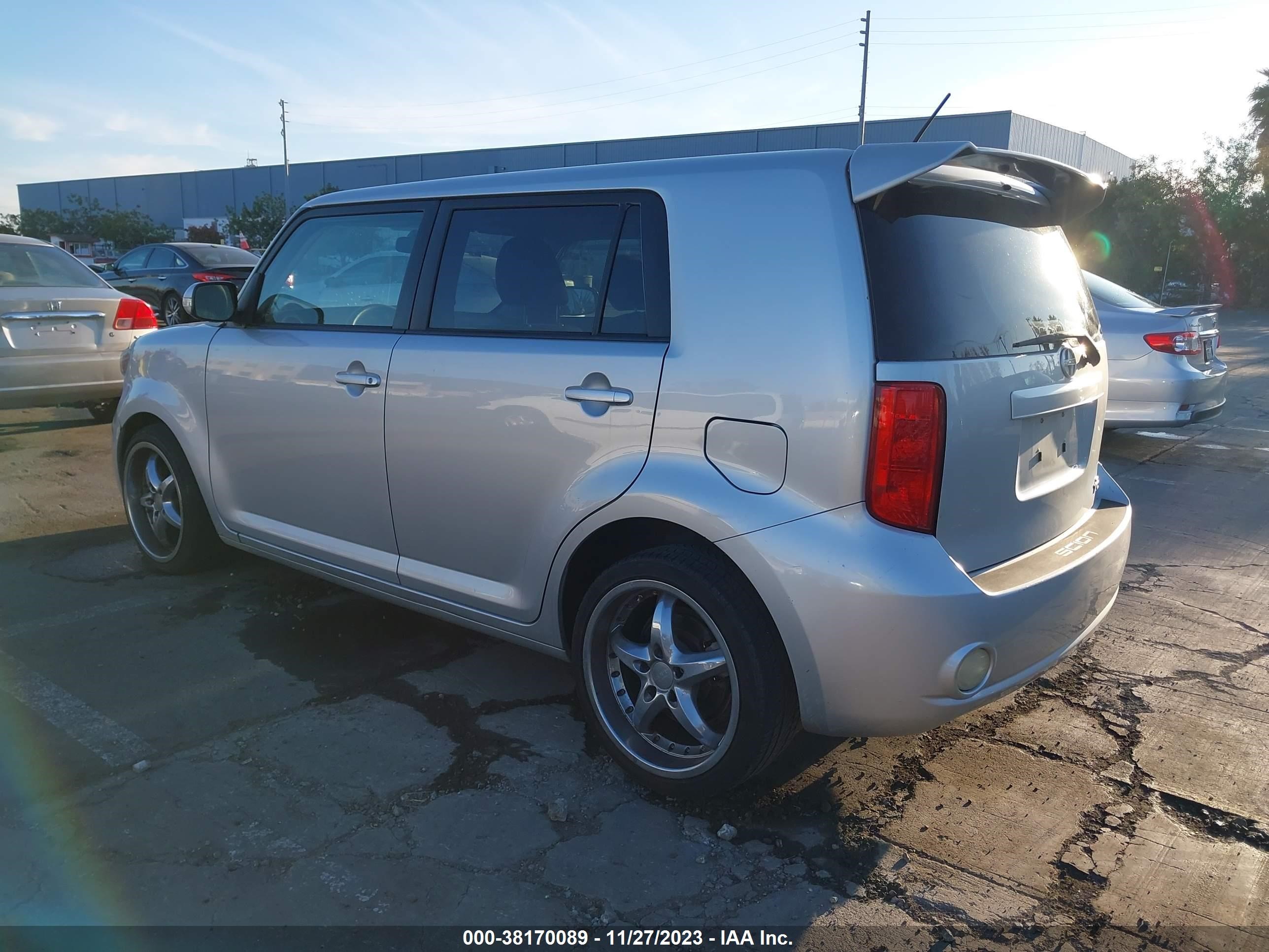 Photo 2 VIN: JTLKE50E491066842 - SCION XB 