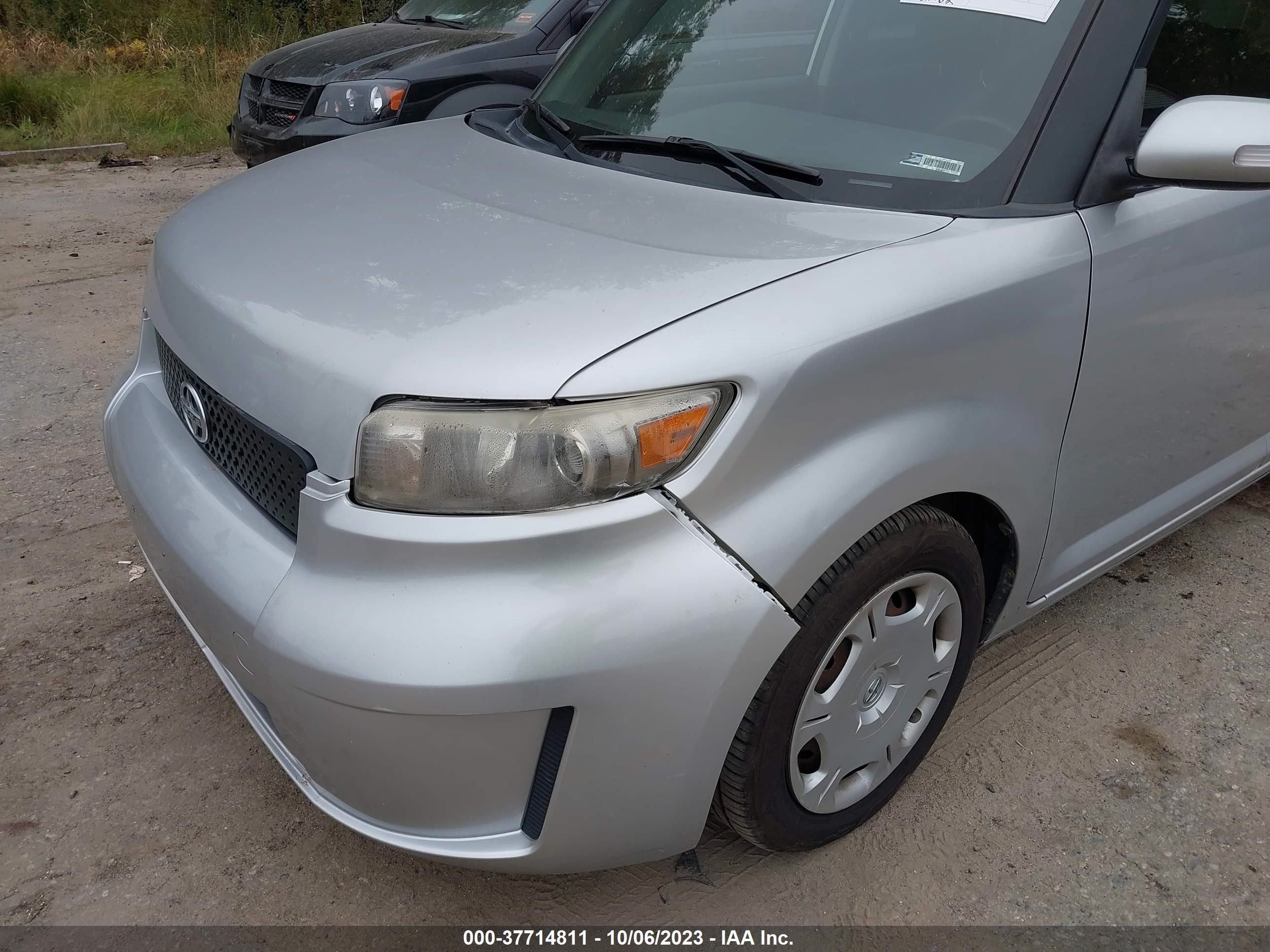 Photo 5 VIN: JTLKE50E491071765 - SCION XB 