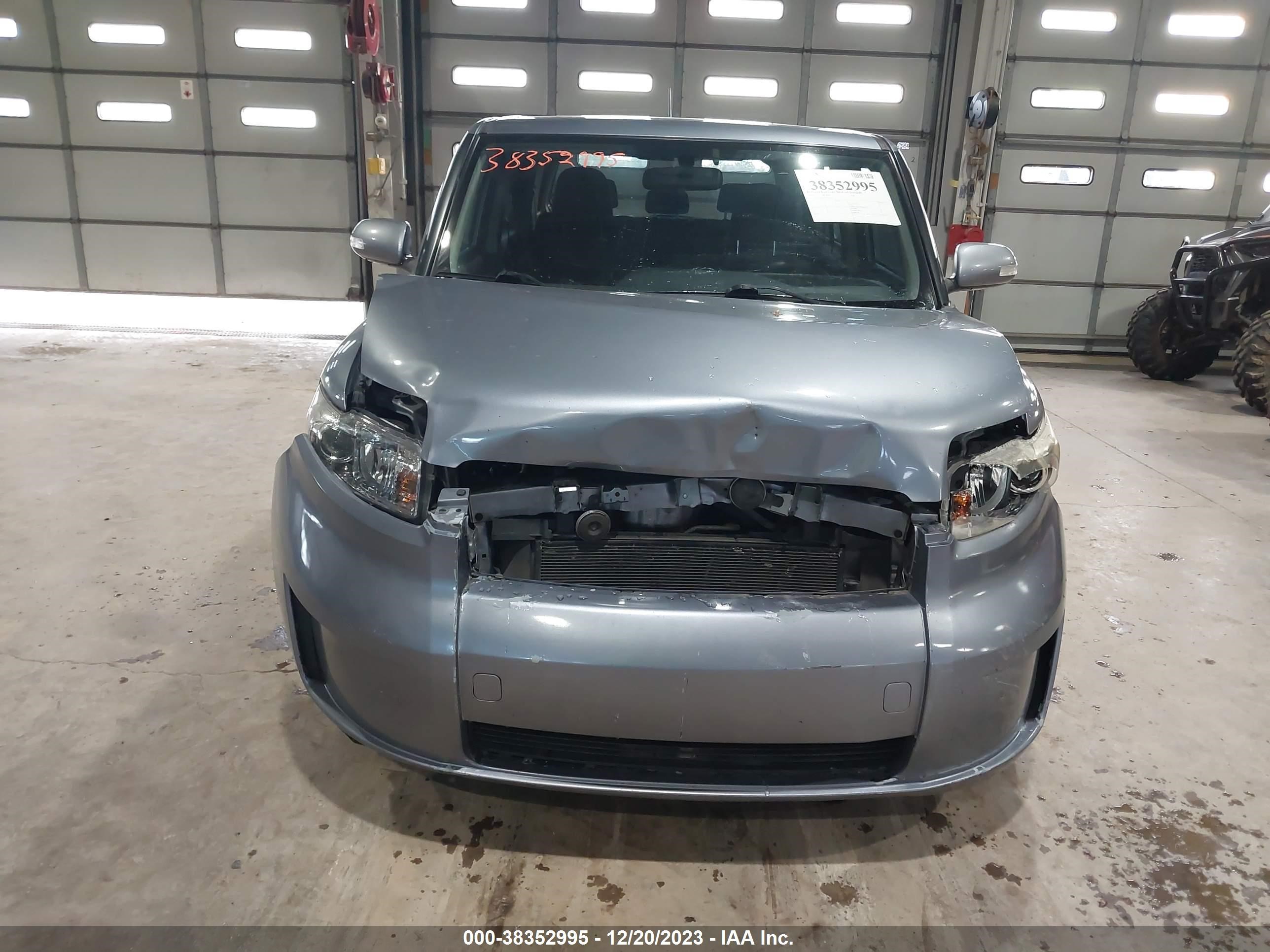 Photo 5 VIN: JTLKE50E491079154 - SCION XB 