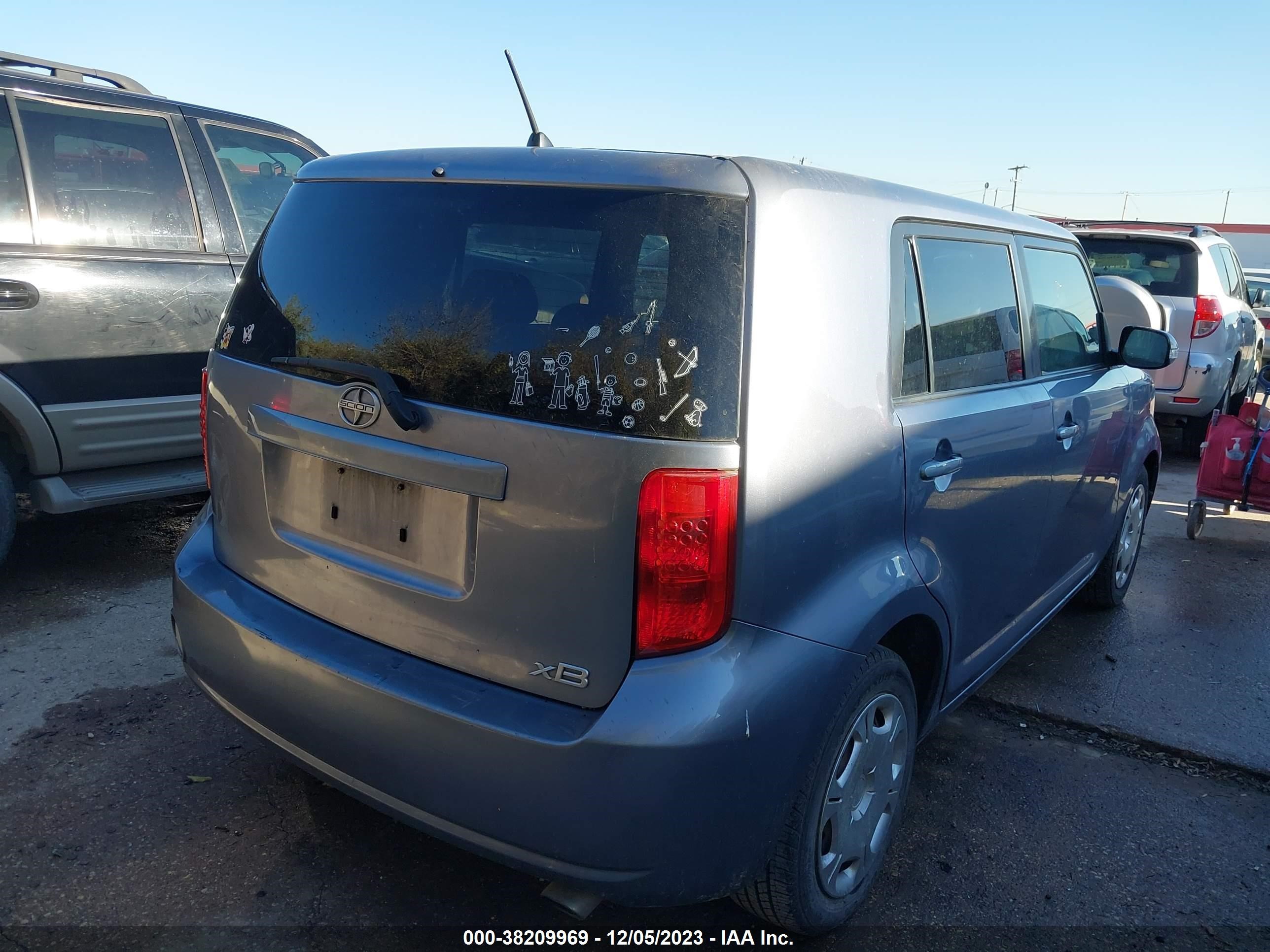 Photo 3 VIN: JTLKE50E491087867 - SCION XB 