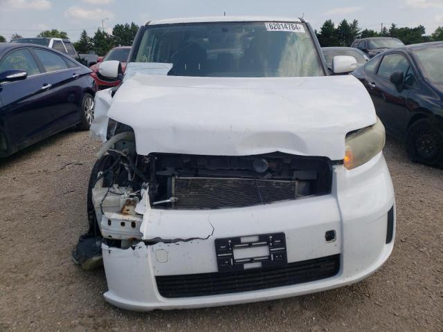 Photo 4 VIN: JTLKE50E581021861 - TOYOTA SCION 