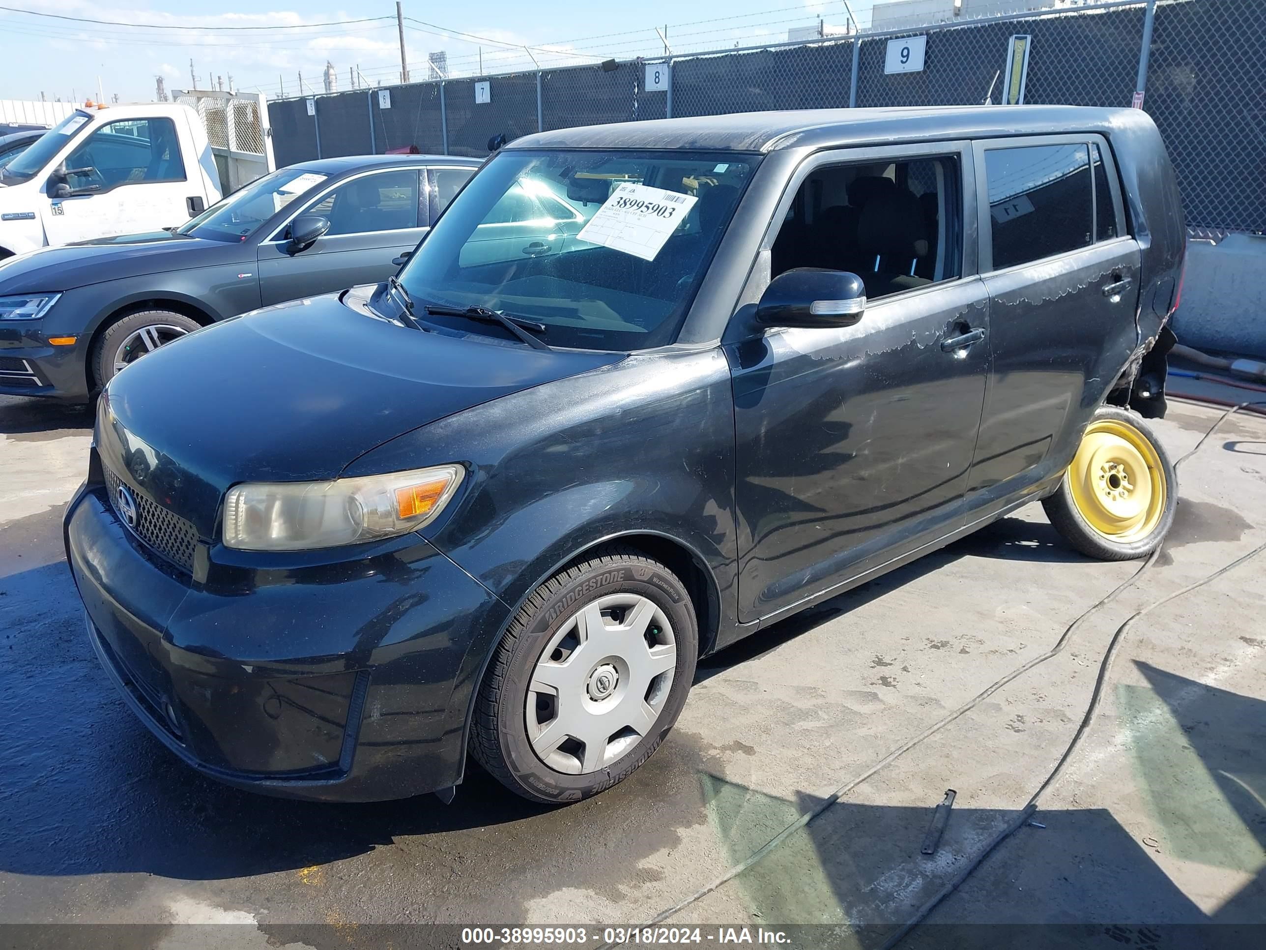 Photo 1 VIN: JTLKE50E581026106 - SCION XB 