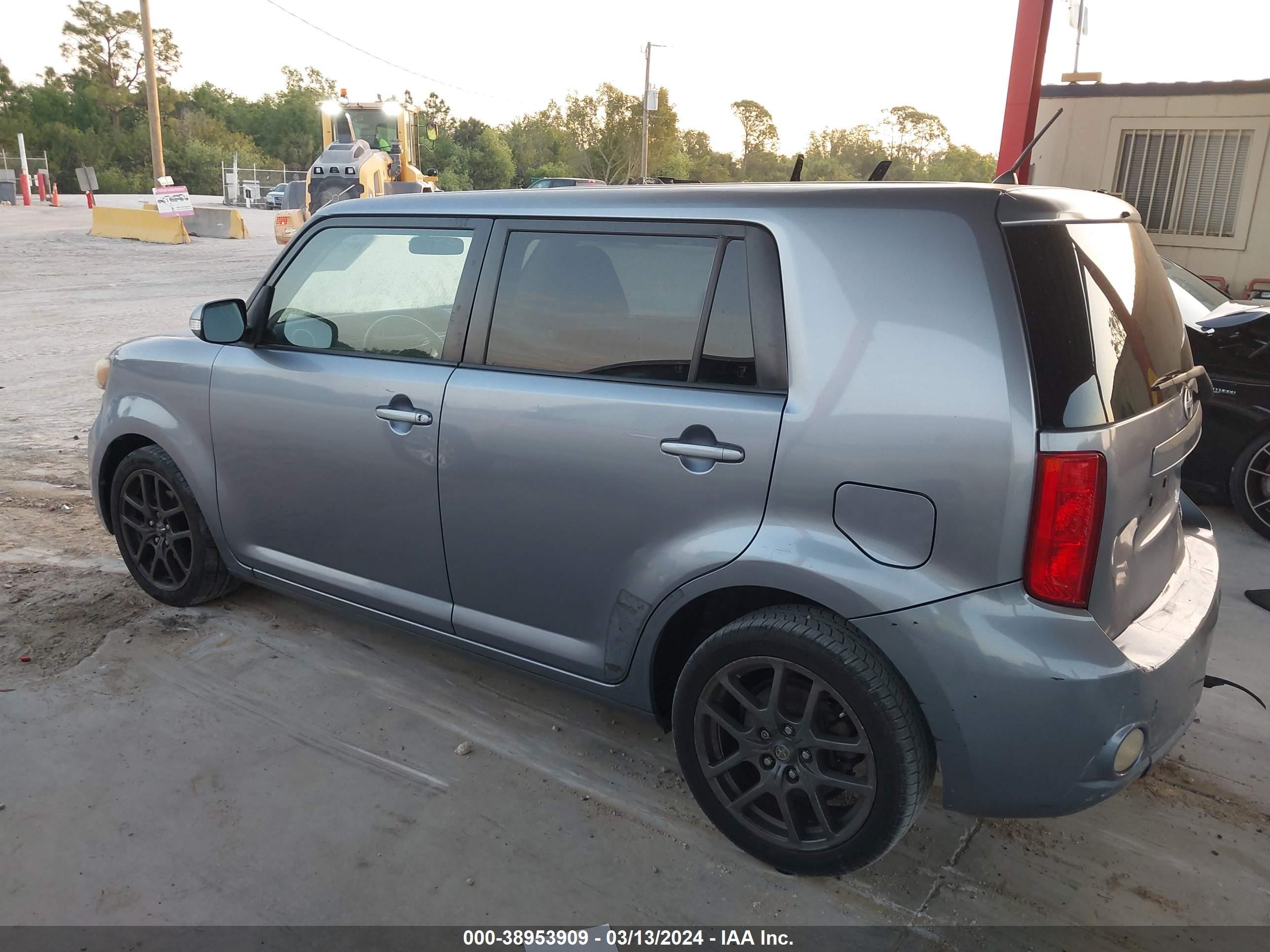 Photo 13 VIN: JTLKE50E591066221 - SCION XB 