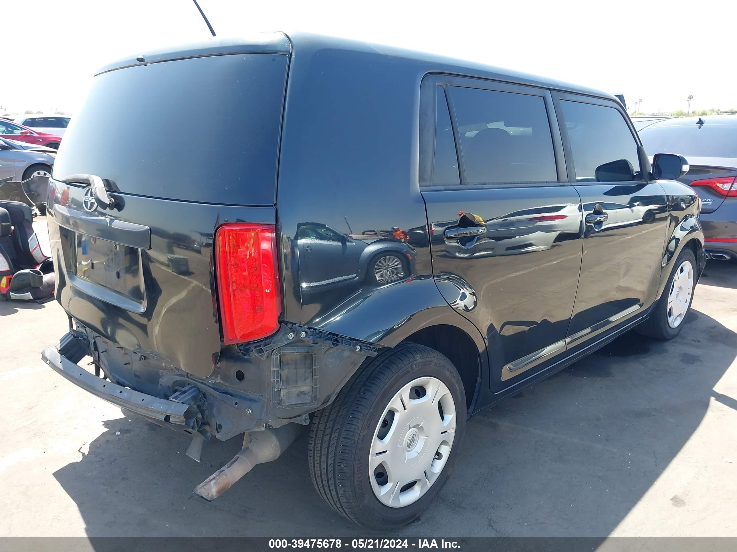 Photo 3 VIN: JTLKE50E681038376 - SCION XB 