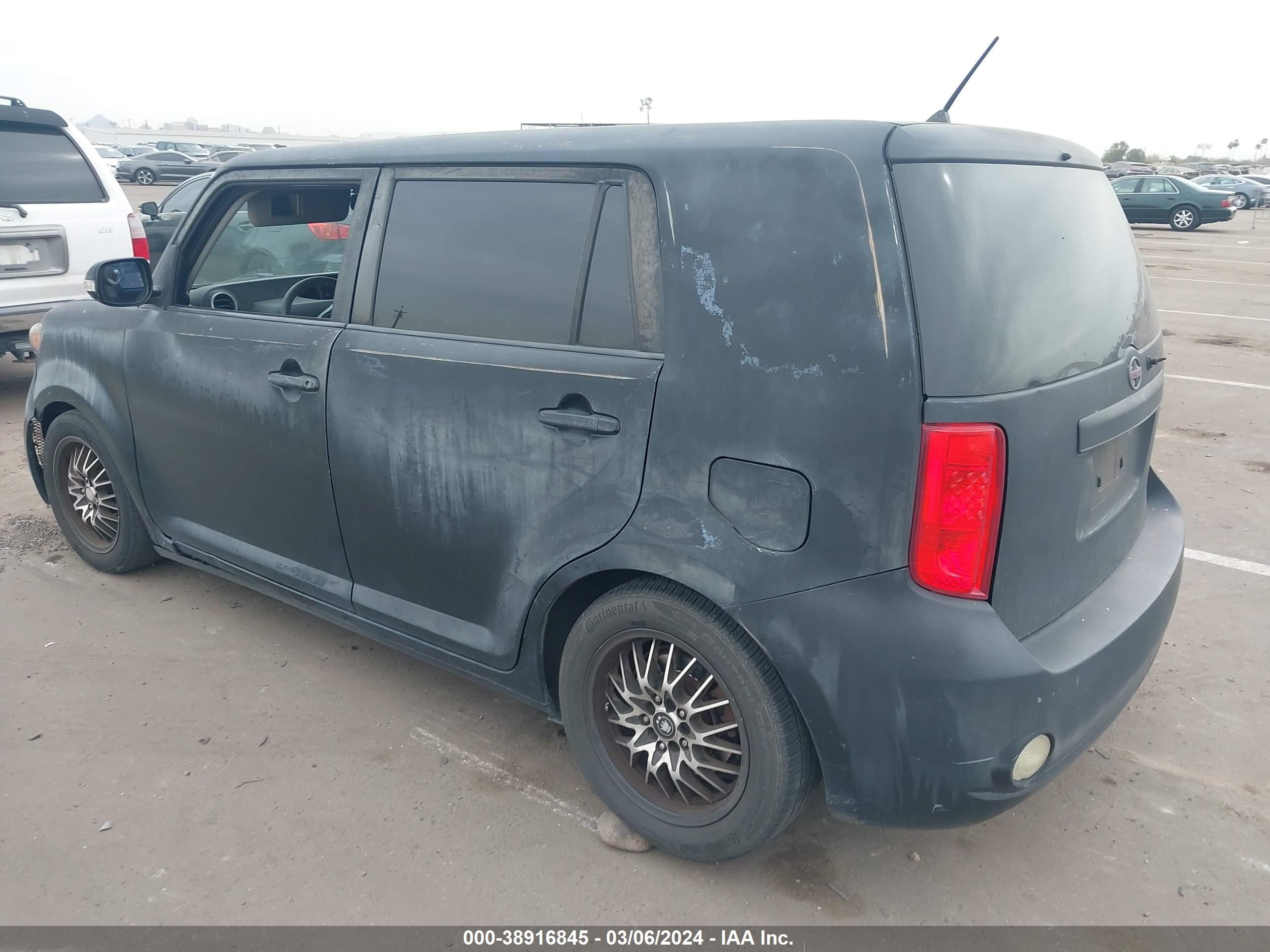 Photo 2 VIN: JTLKE50E681053721 - SCION XB 