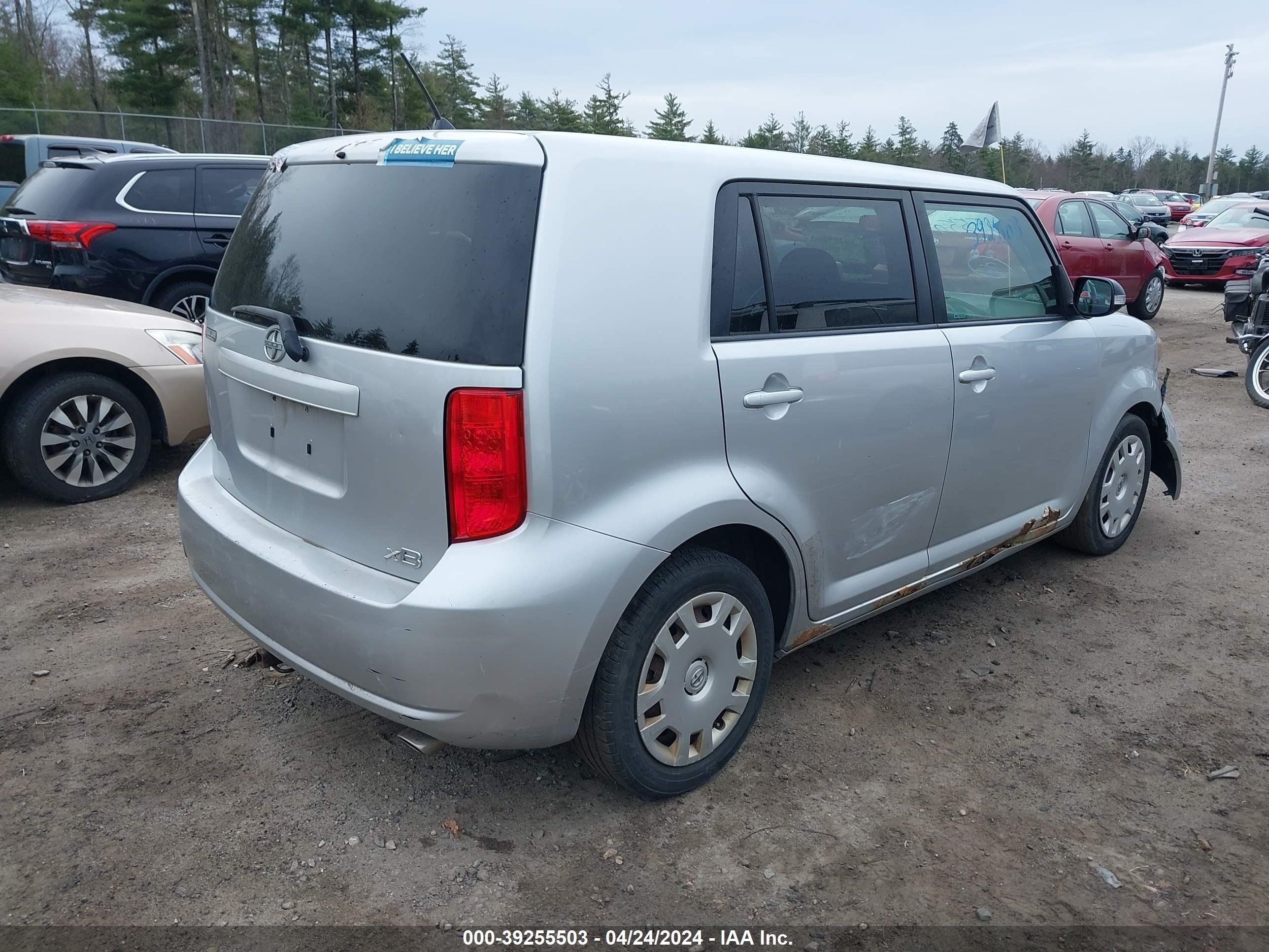 Photo 3 VIN: JTLKE50E691074215 - SCION XB 