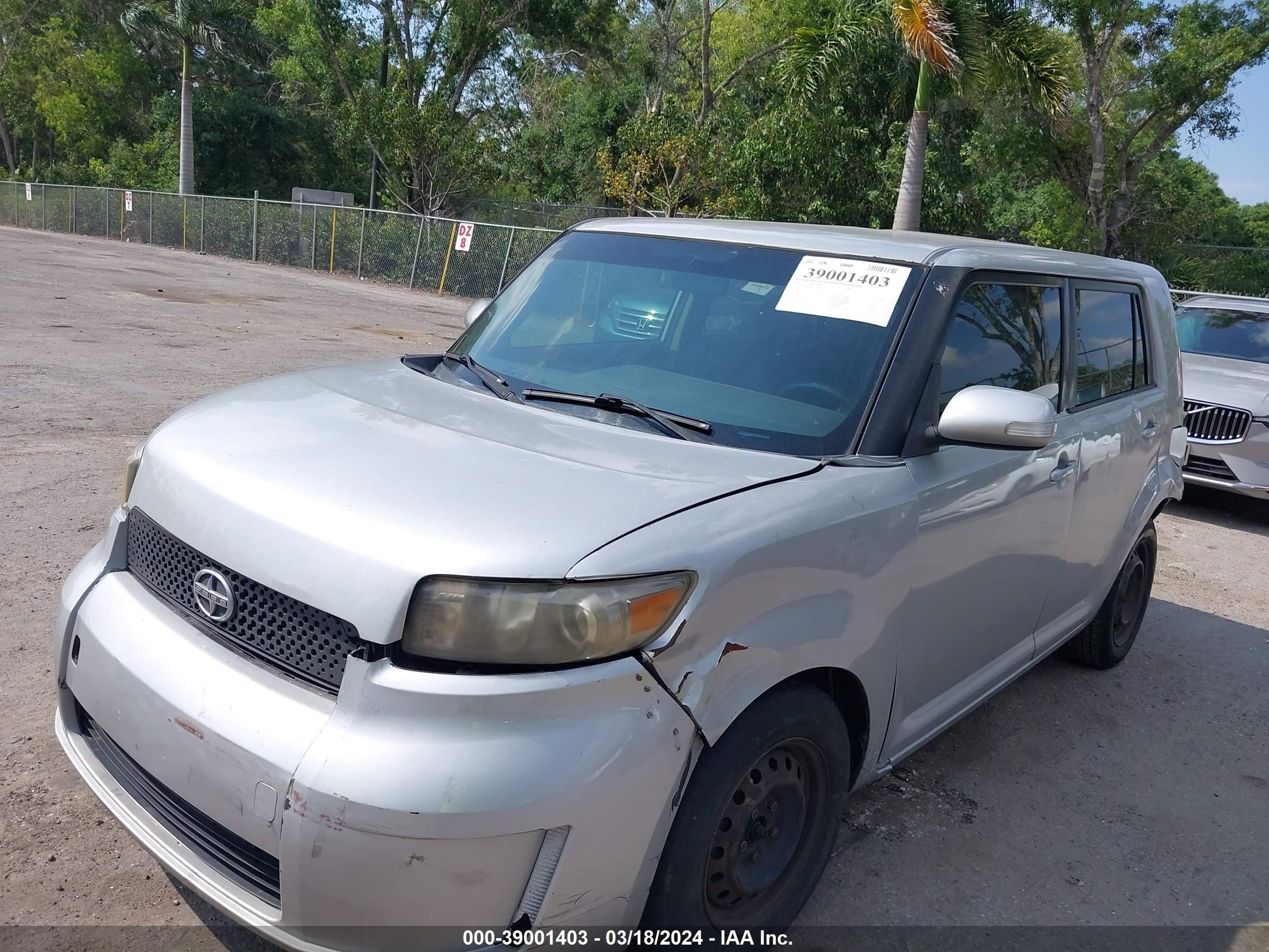 Photo 1 VIN: JTLKE50E781012420 - SCION XB 