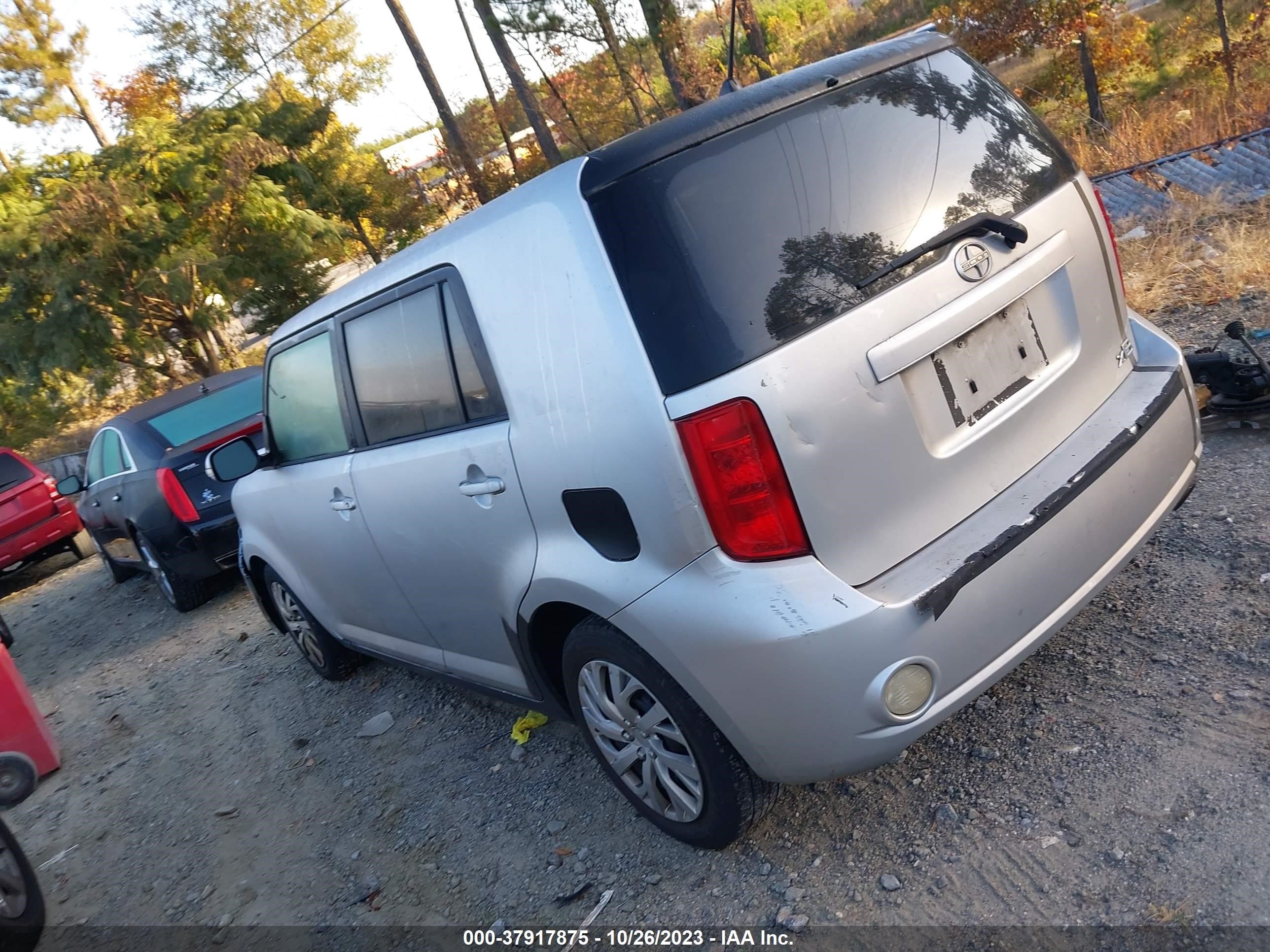 Photo 2 VIN: JTLKE50E781014166 - SCION XB 