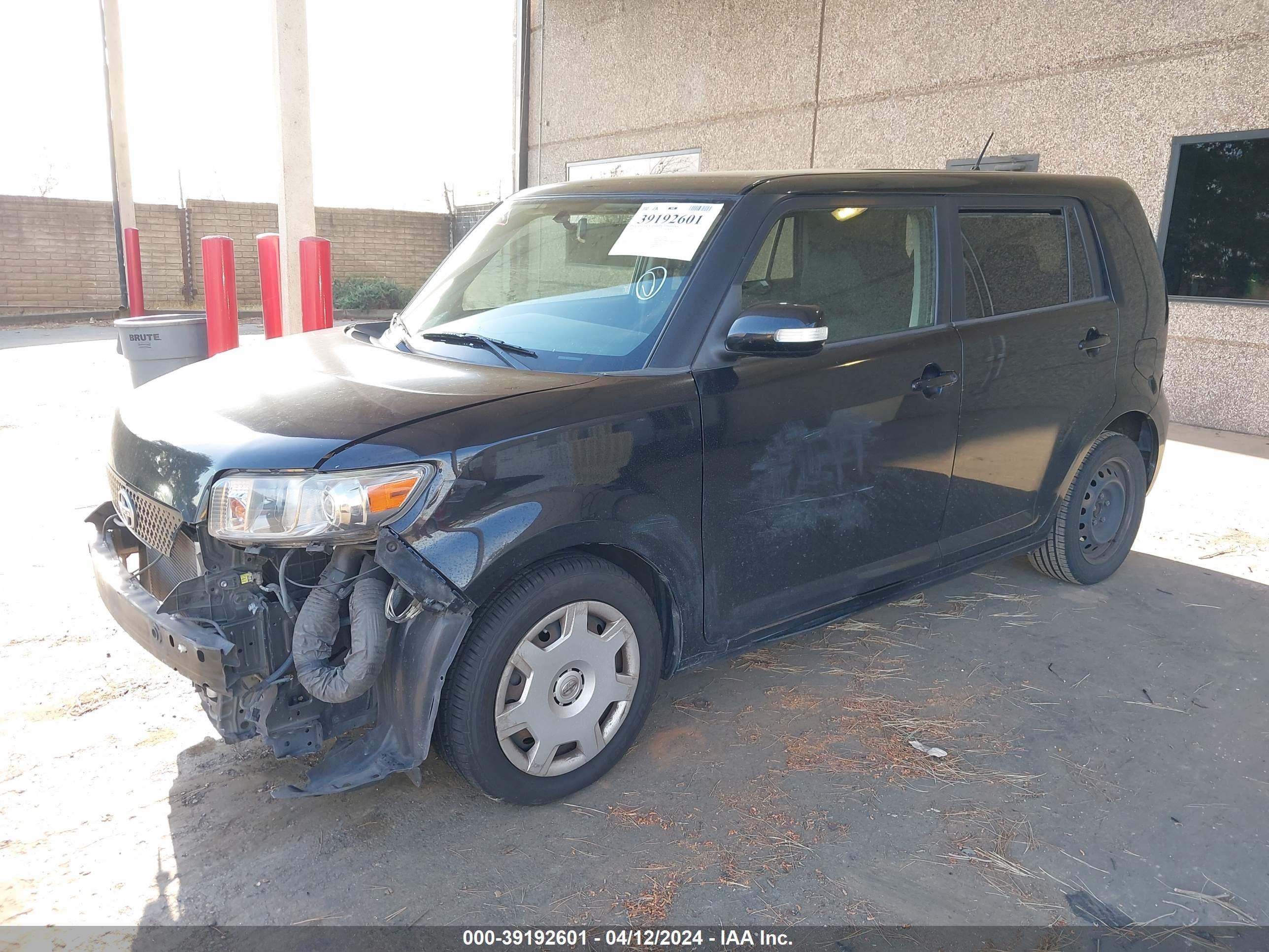 Photo 1 VIN: JTLKE50E781020436 - SCION XB 