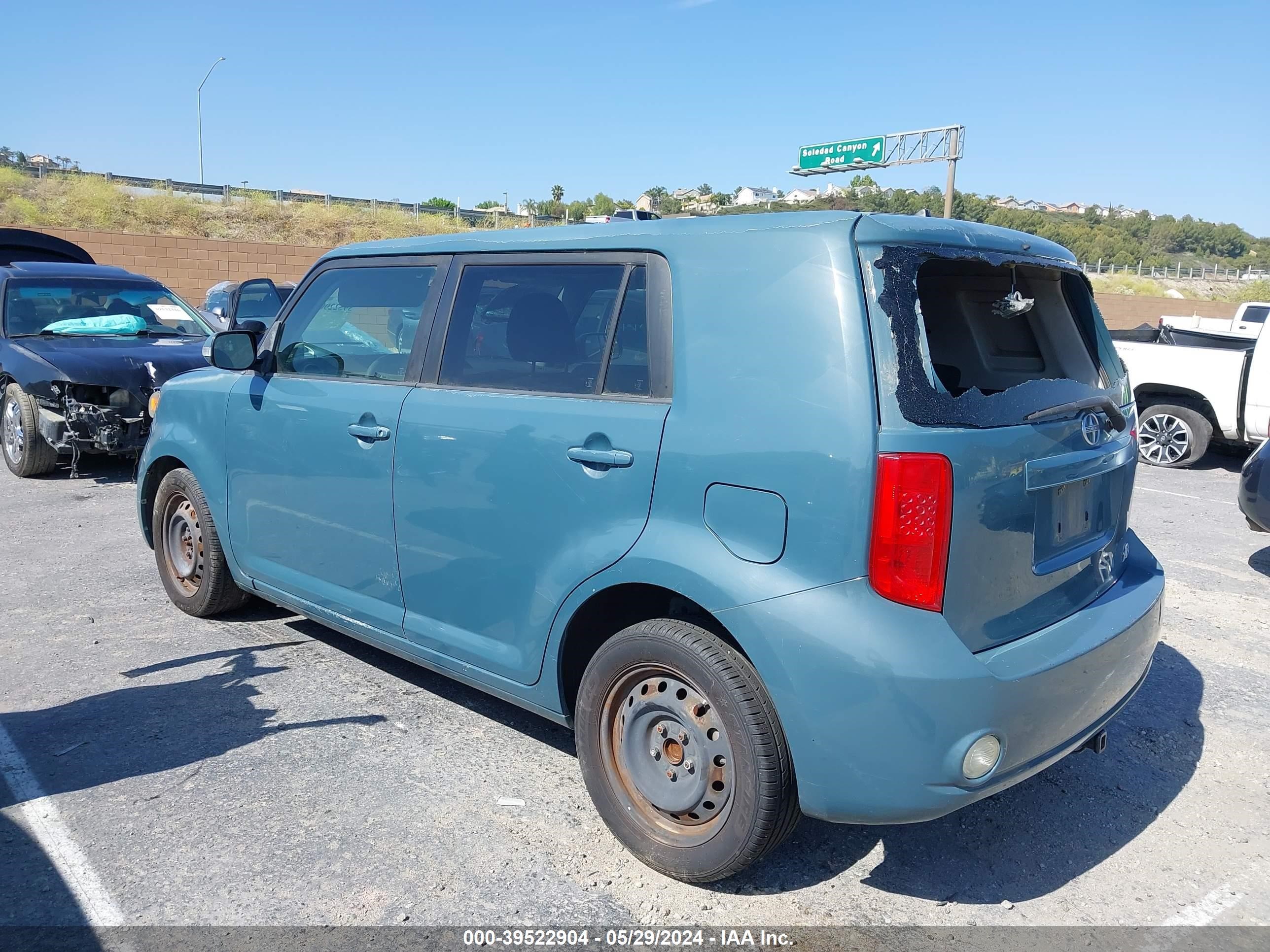 Photo 2 VIN: JTLKE50E881011969 - SCION XB 