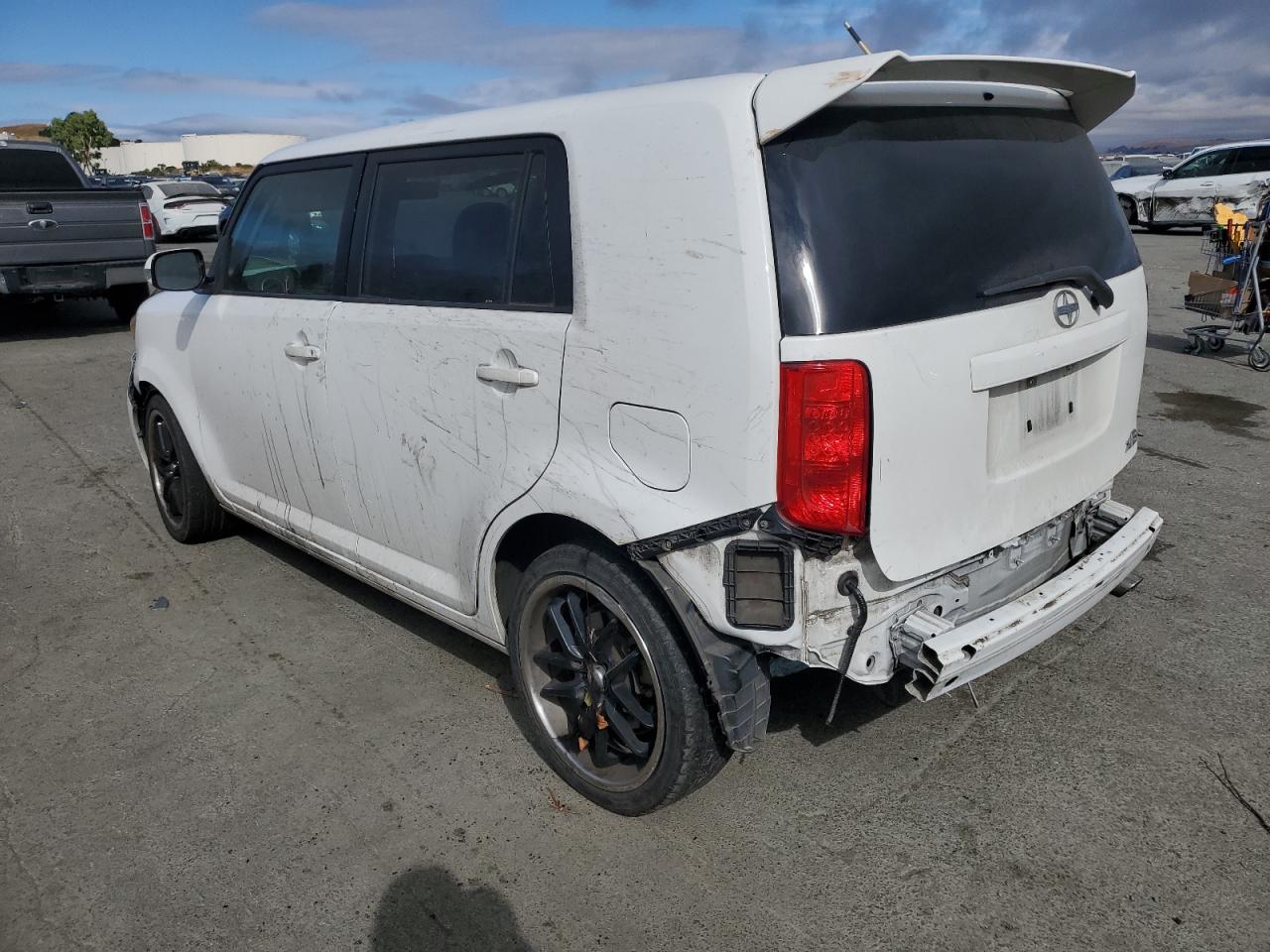 Photo 1 VIN: JTLKE50E881025970 - SCION XB 