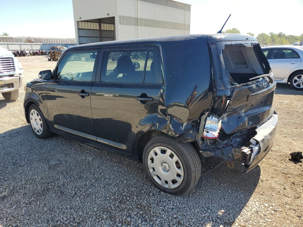 Photo 1 VIN: JTLKE50E881042381 - SCION XB 