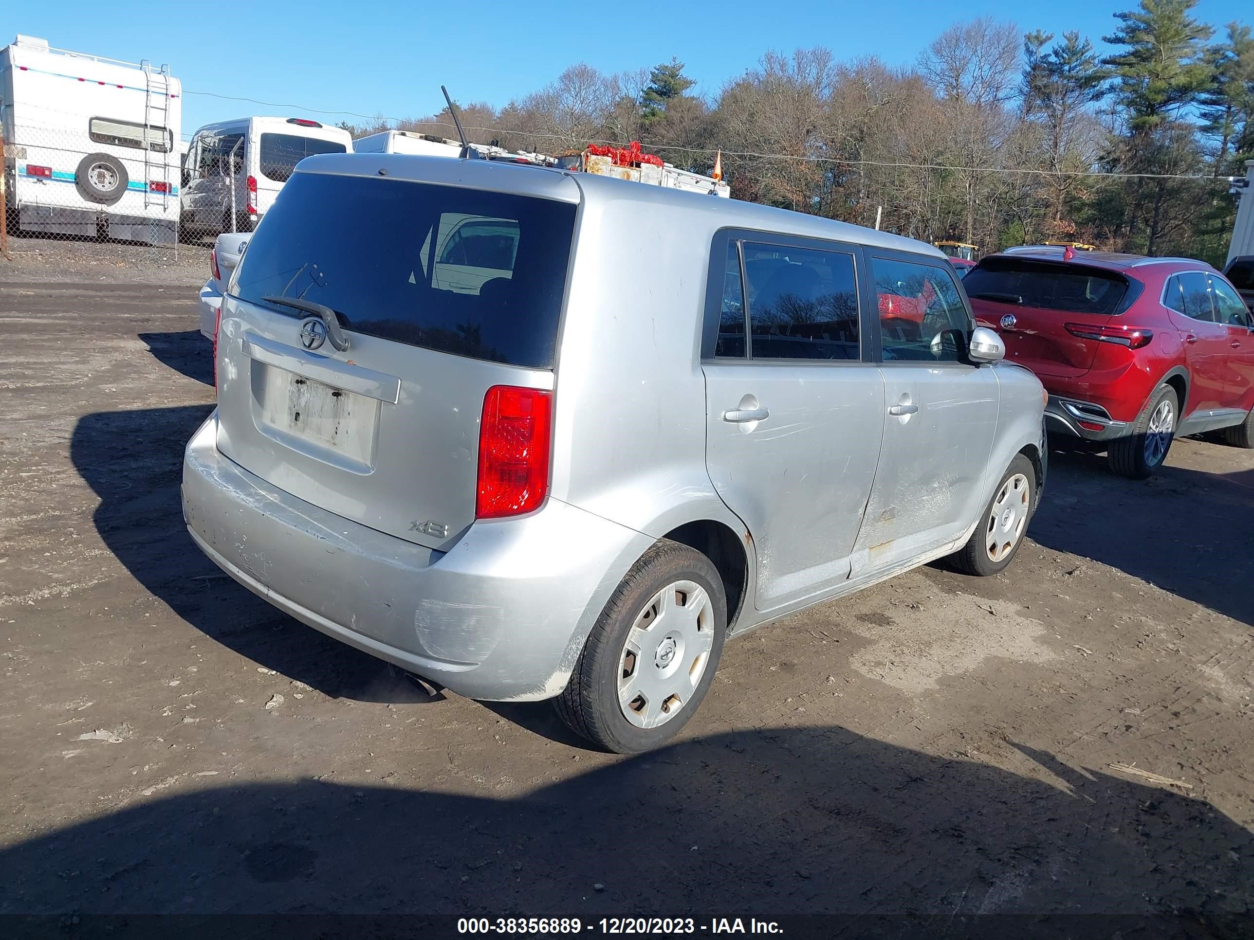 Photo 3 VIN: JTLKE50E891082848 - SCION XB 