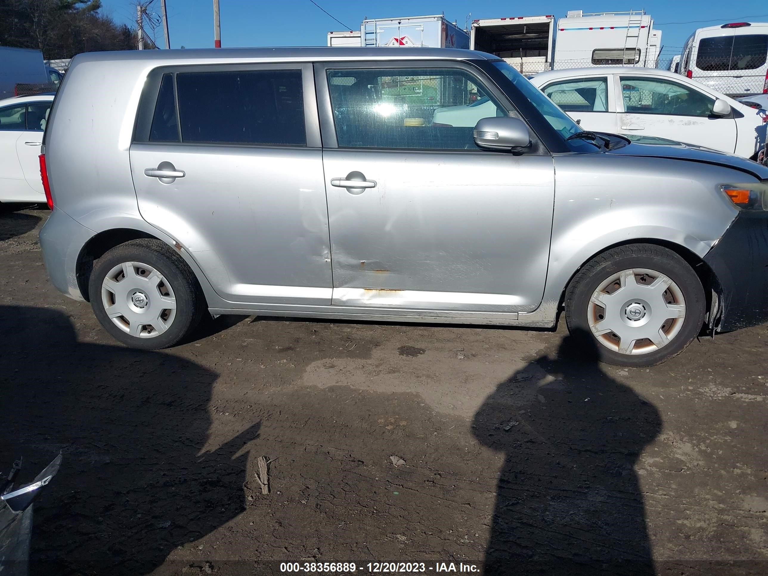 Photo 5 VIN: JTLKE50E891082848 - SCION XB 