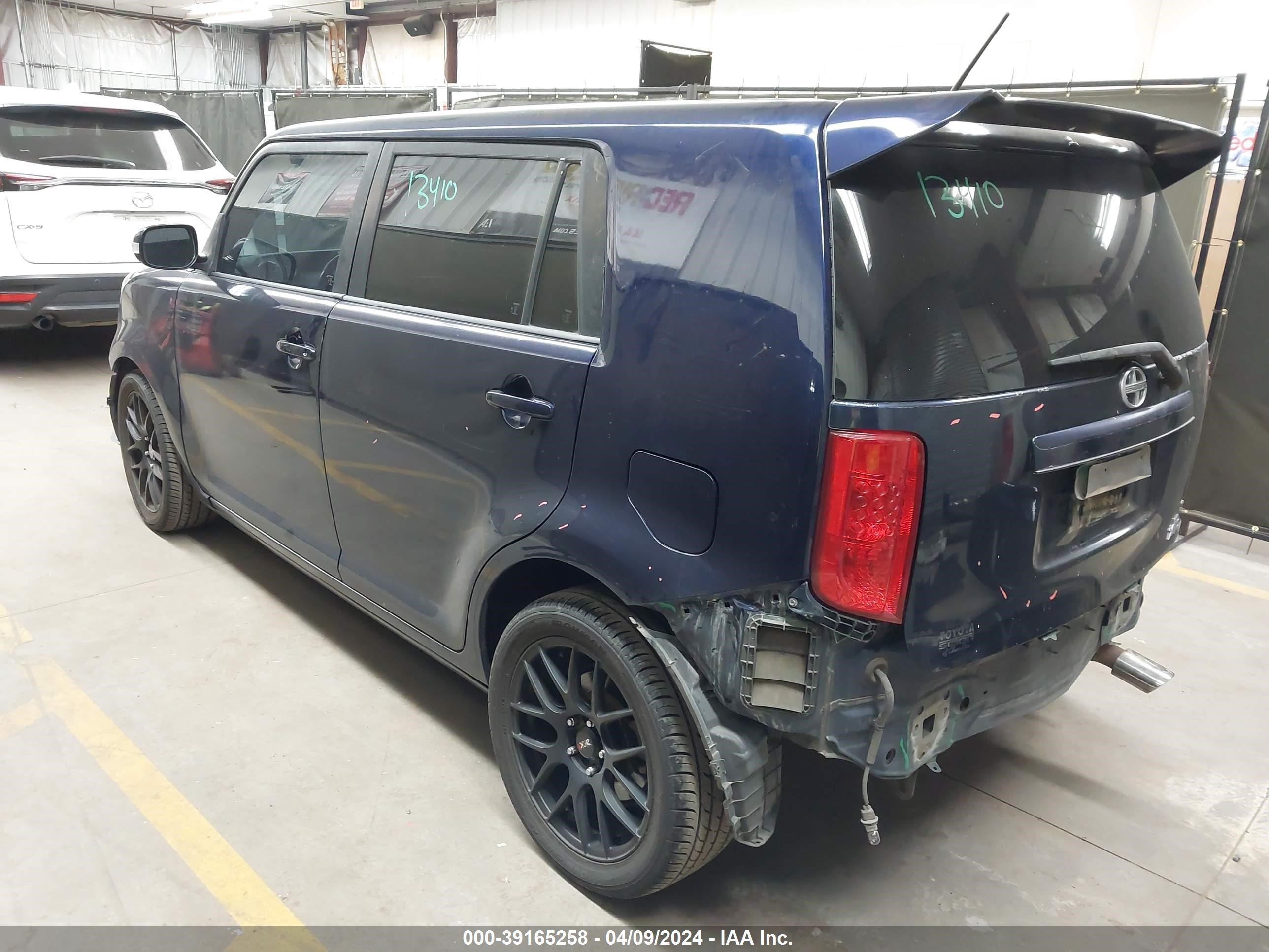 Photo 2 VIN: JTLKE50E981007526 - SCION XB 