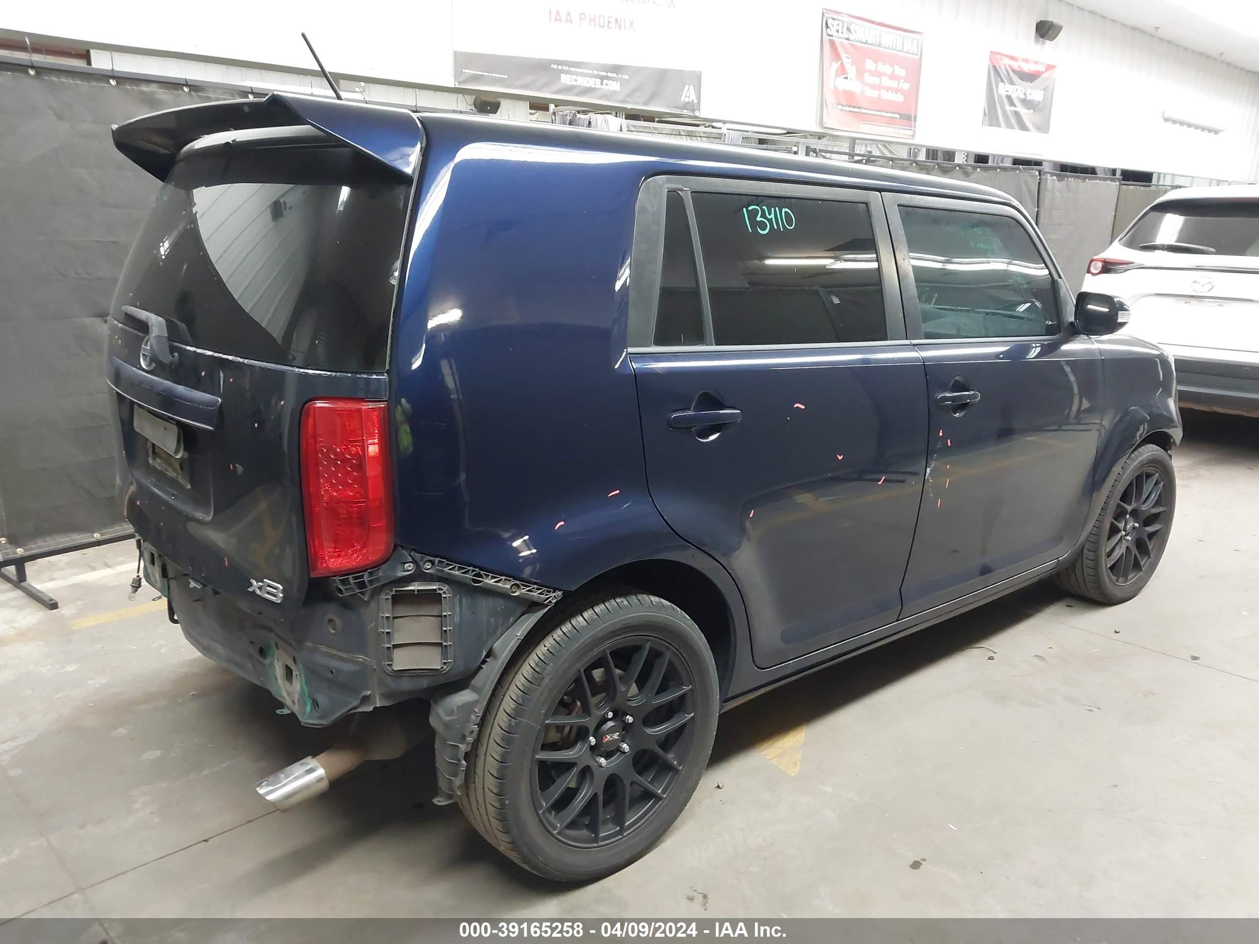 Photo 3 VIN: JTLKE50E981007526 - SCION XB 