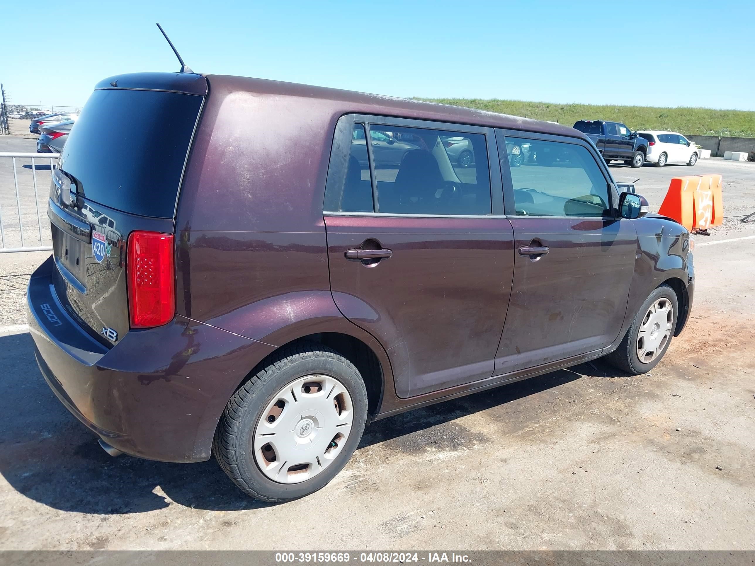 Photo 3 VIN: JTLKE50E981022785 - SCION XB 