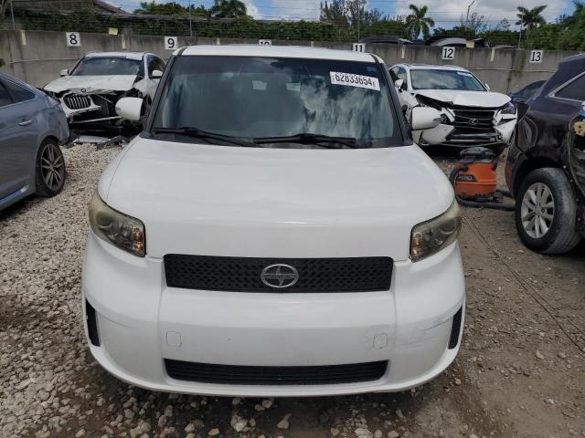 Photo 4 VIN: JTLKE50E981051493 - TOYOTA SCION 