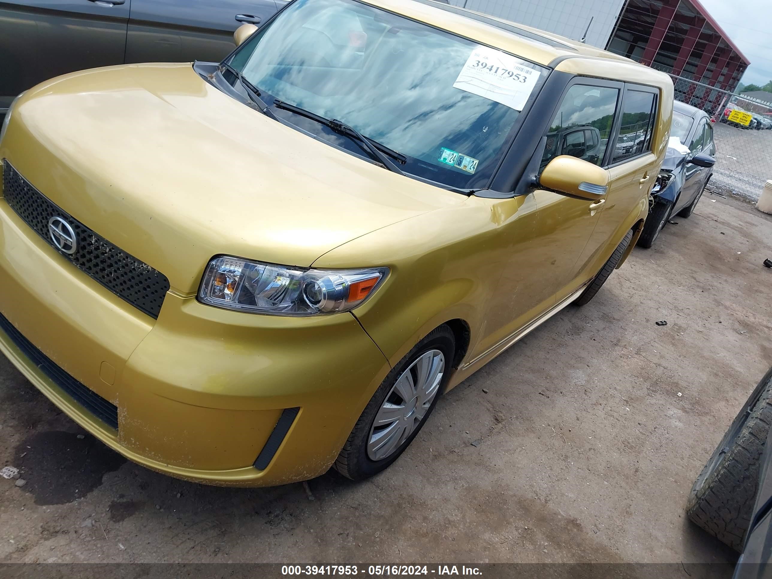 Photo 1 VIN: JTLKE50E981054328 - SCION XB 