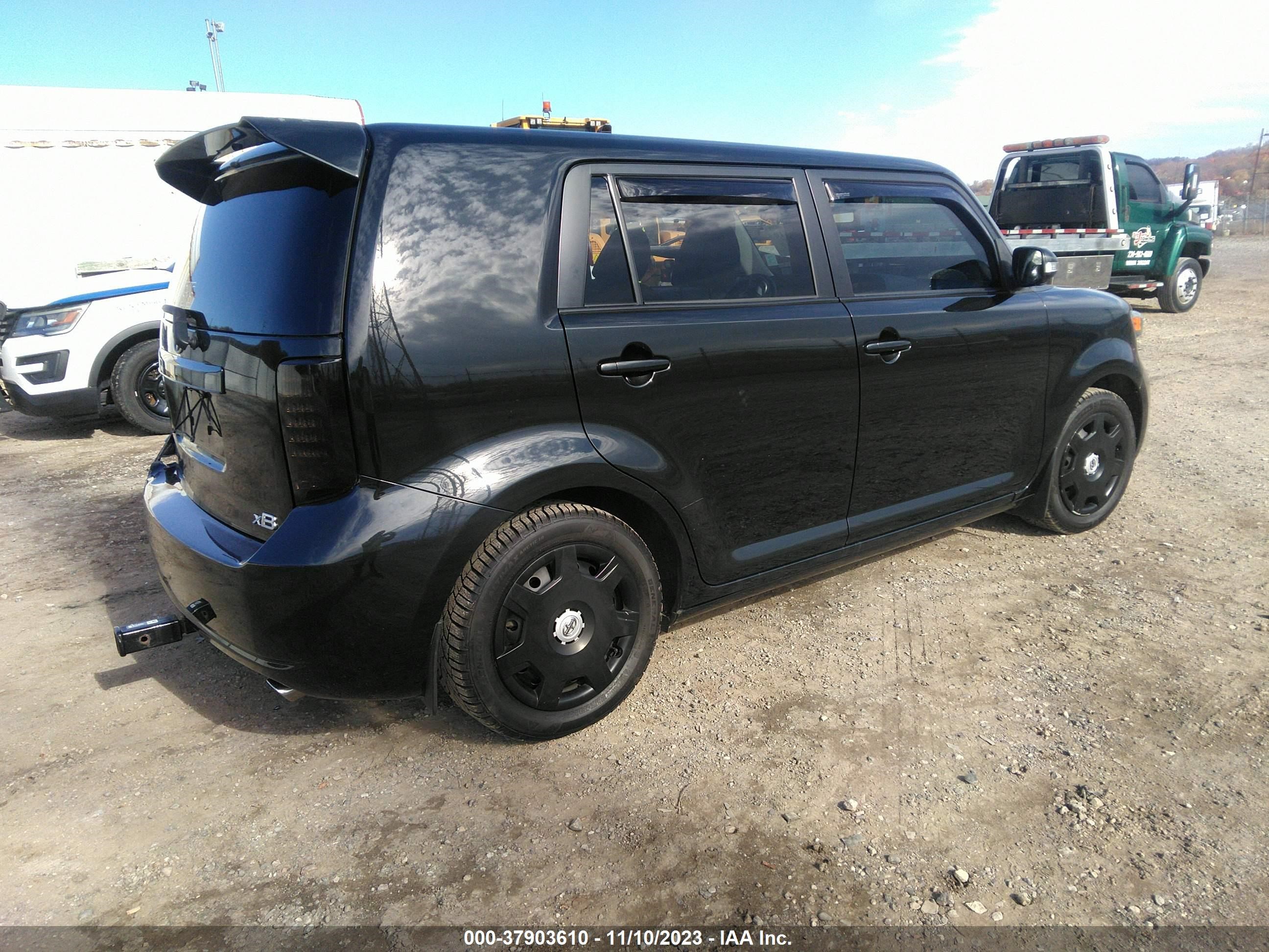 Photo 3 VIN: JTLKE50E991061992 - SCION XB 