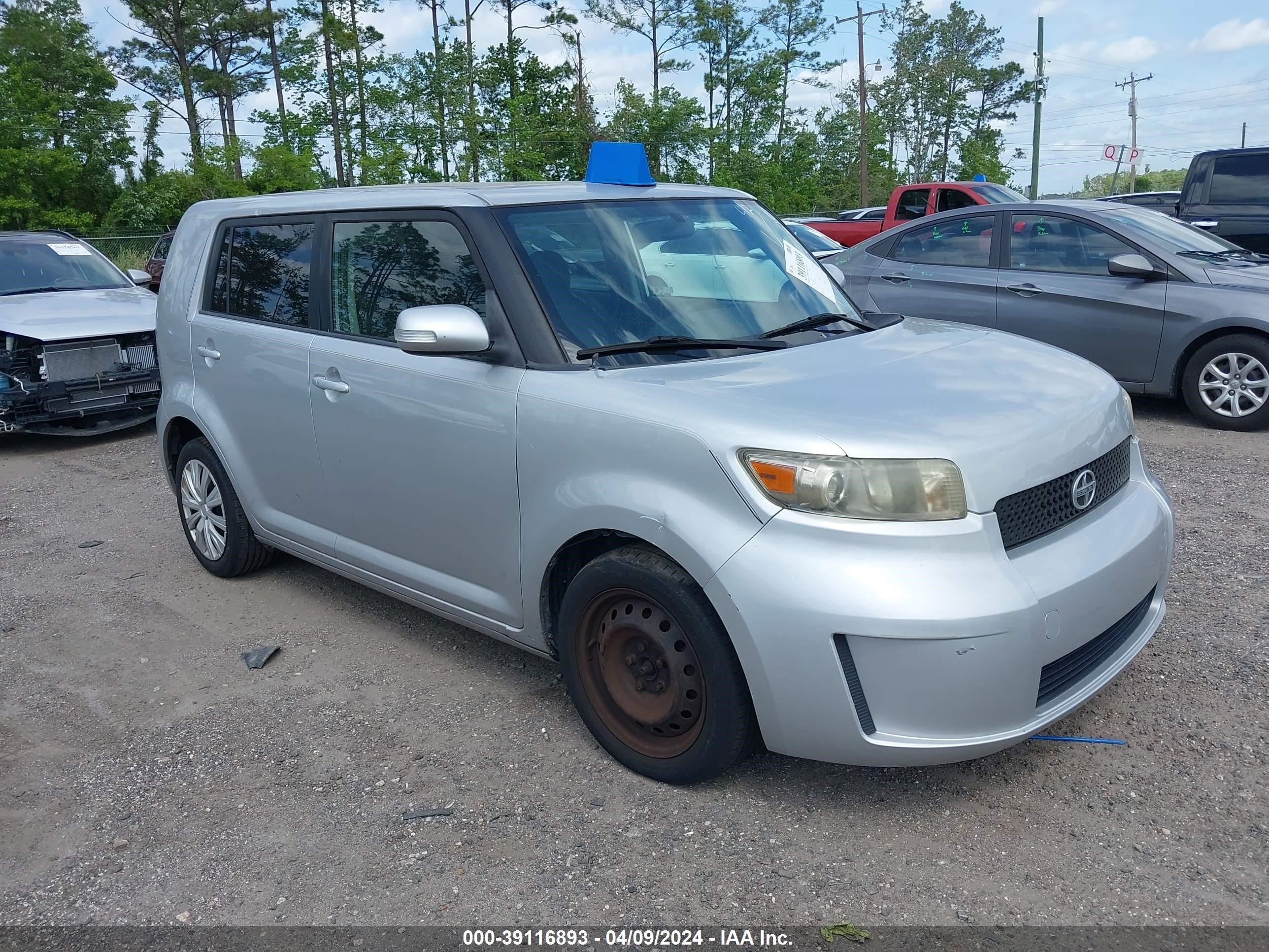 Photo 0 VIN: JTLKE50E991070031 - SCION XB 