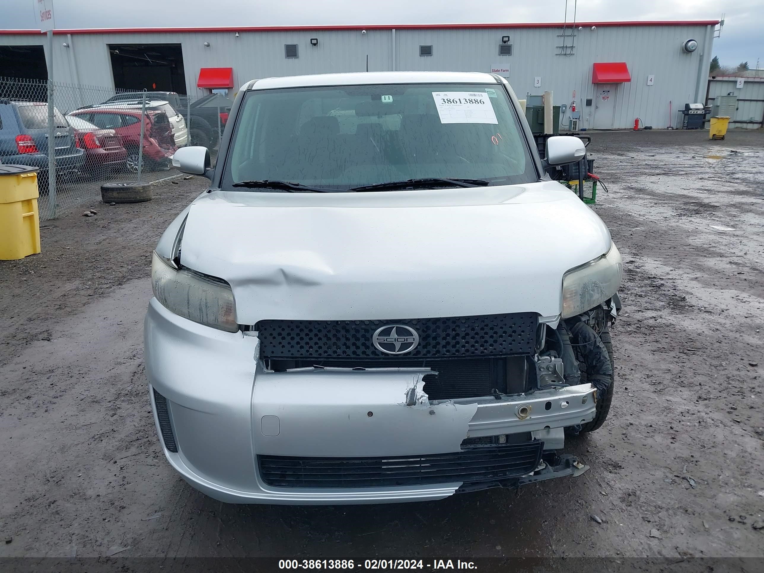 Photo 12 VIN: JTLKE50E991088304 - SCION XB 