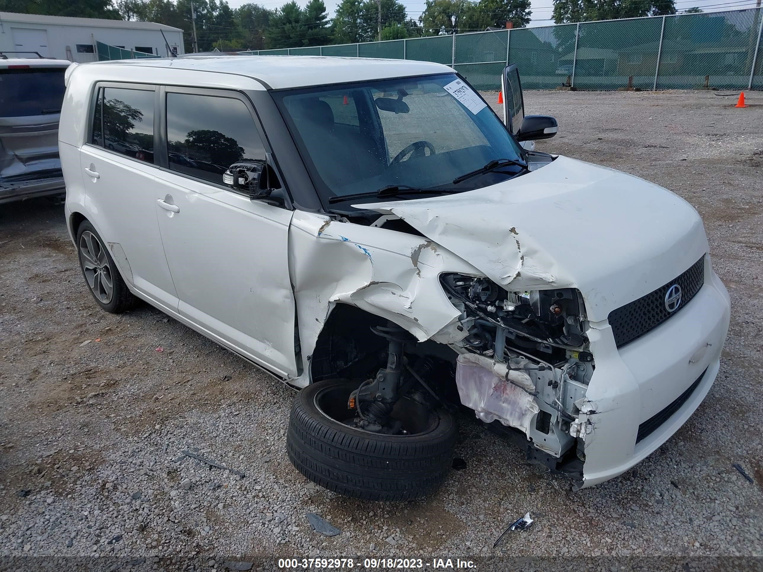 Photo 5 VIN: JTLKE50EX81022603 - SCION XB 