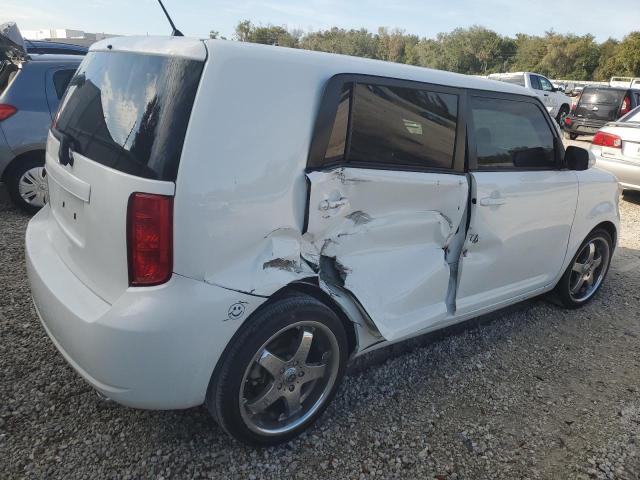 Photo 2 VIN: JTLKE50EX81022942 - TOYOTA SCION XB 