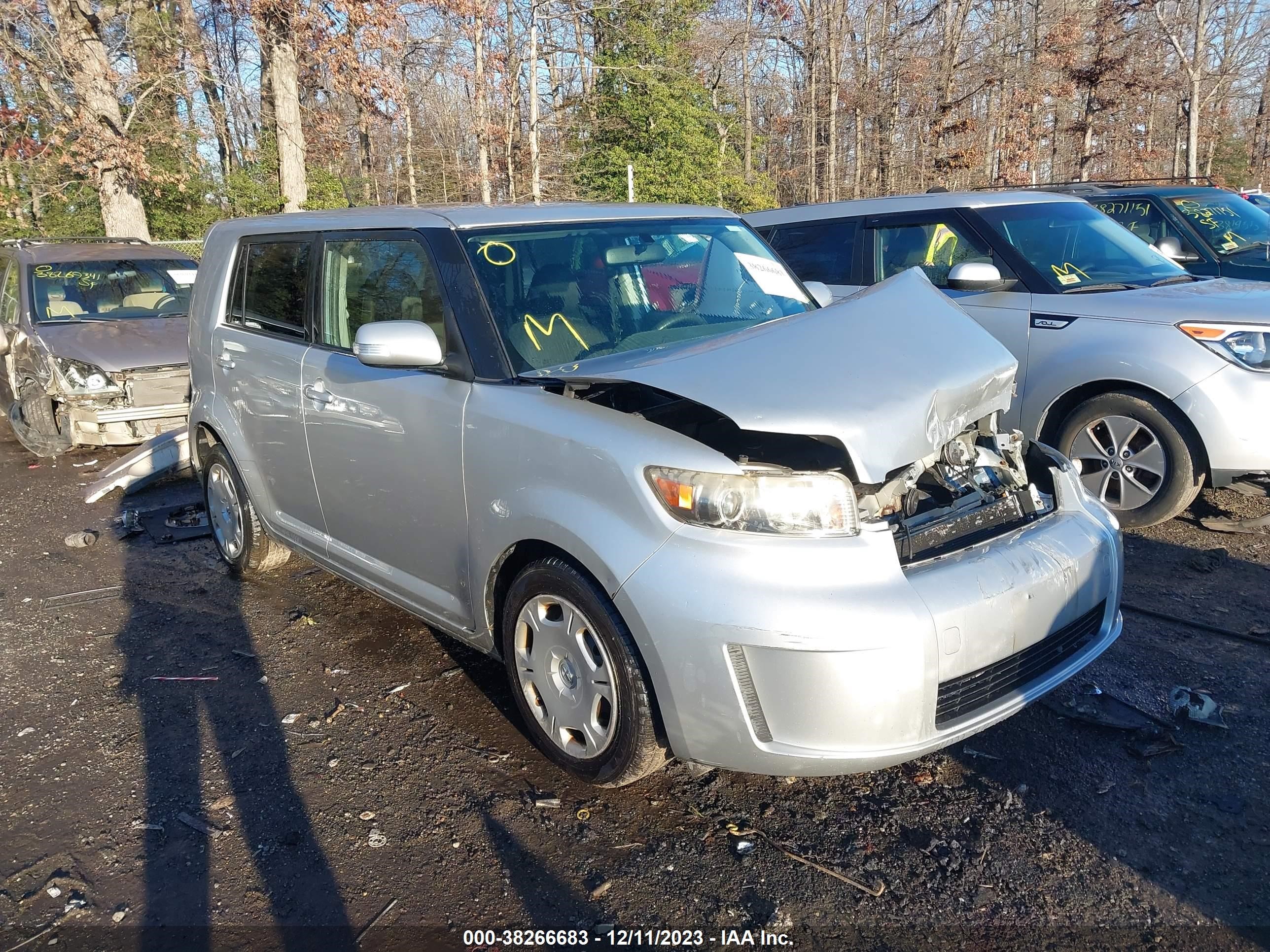 Photo 0 VIN: JTLKE50EX91081202 - SCION XB 