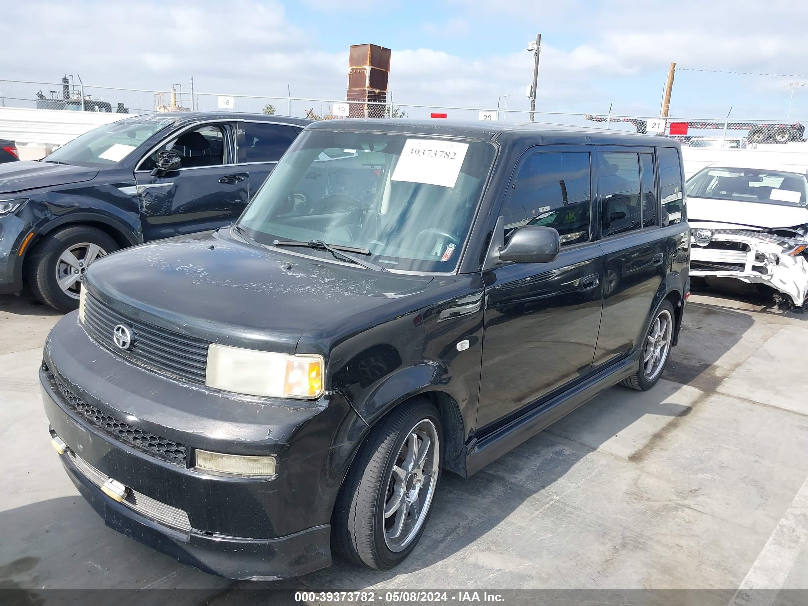 Photo 1 VIN: JTLKT324040155790 - SCION XB 