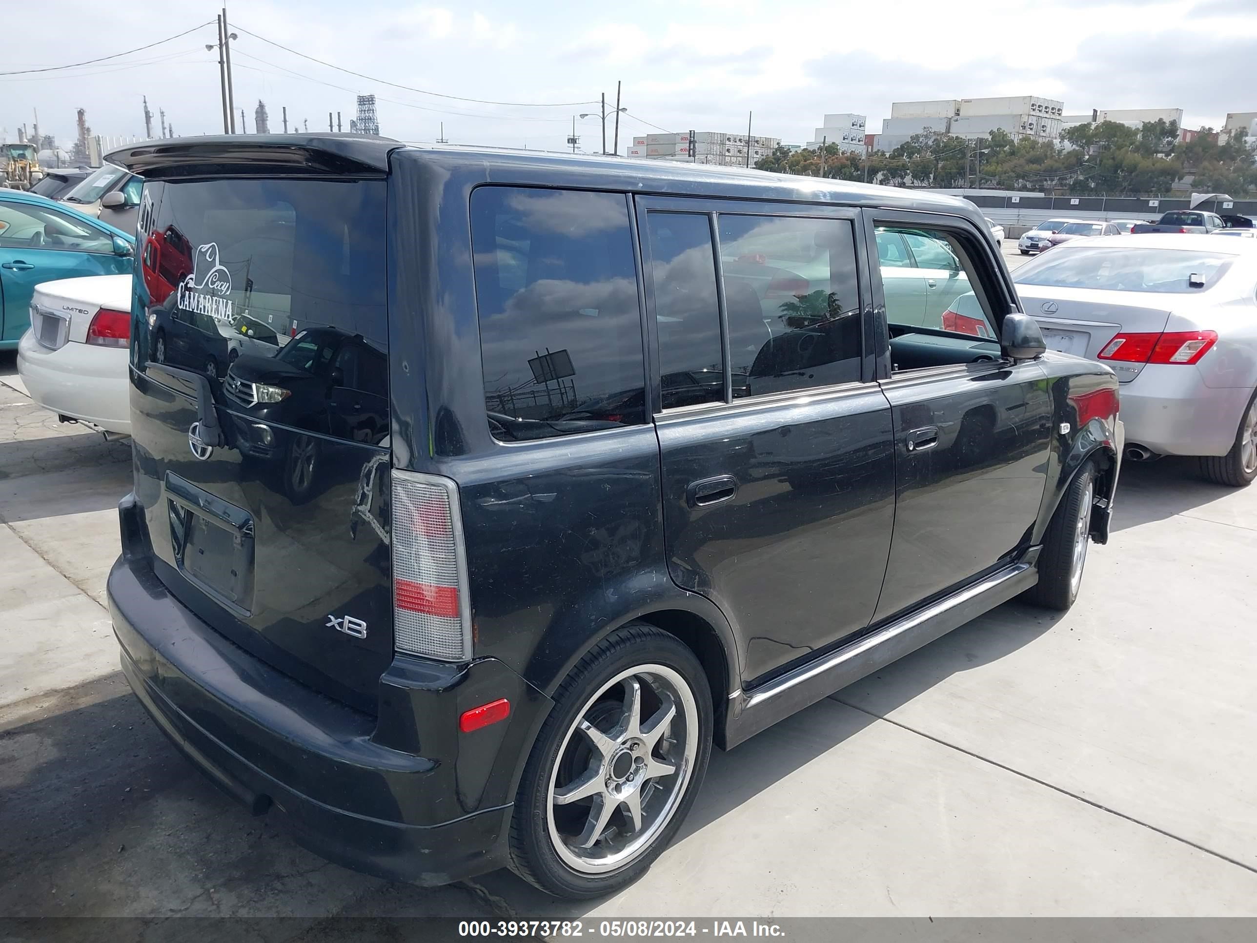 Photo 3 VIN: JTLKT324040155790 - SCION XB 