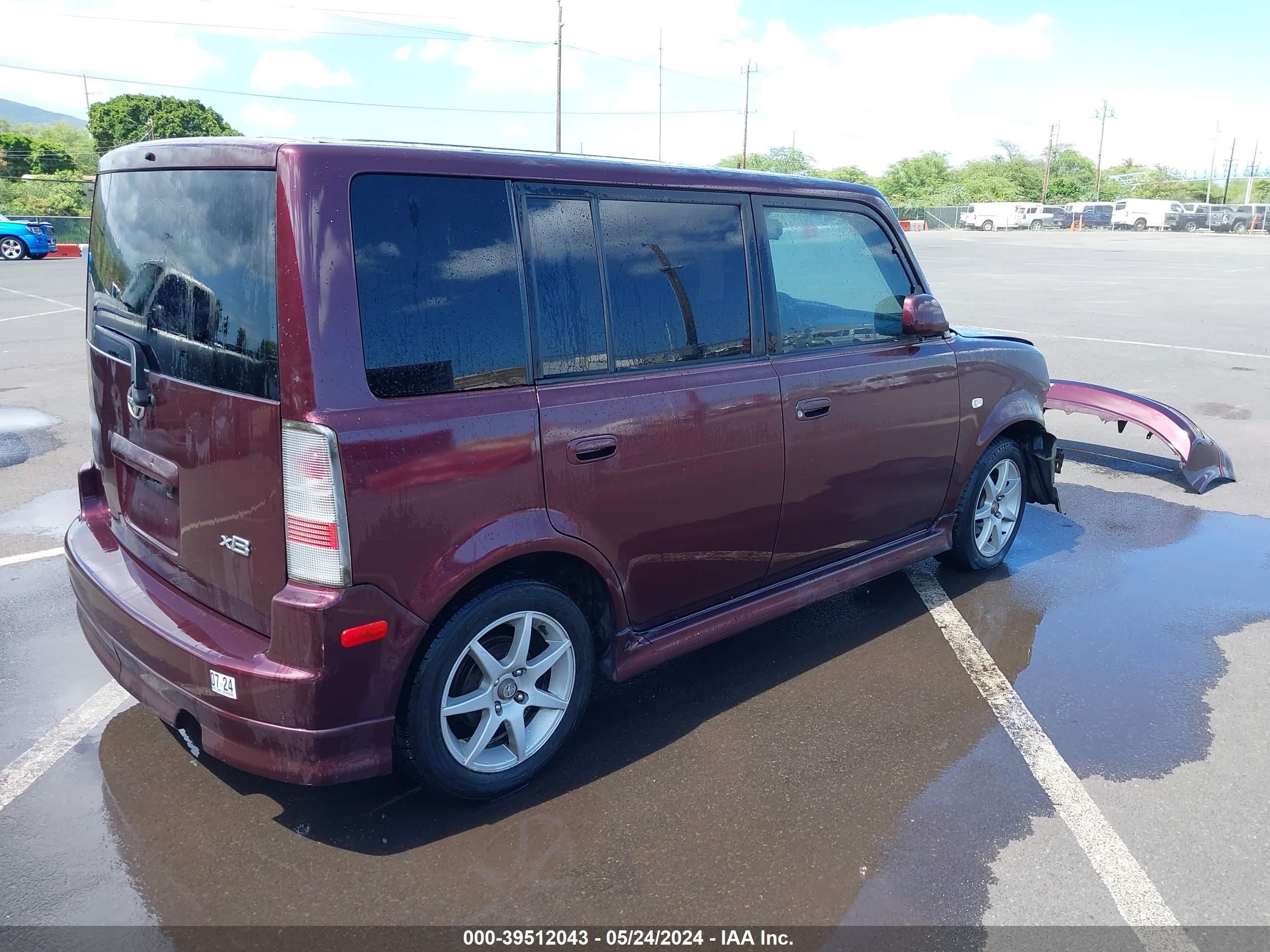 Photo 3 VIN: JTLKT324050189388 - SCION XB 