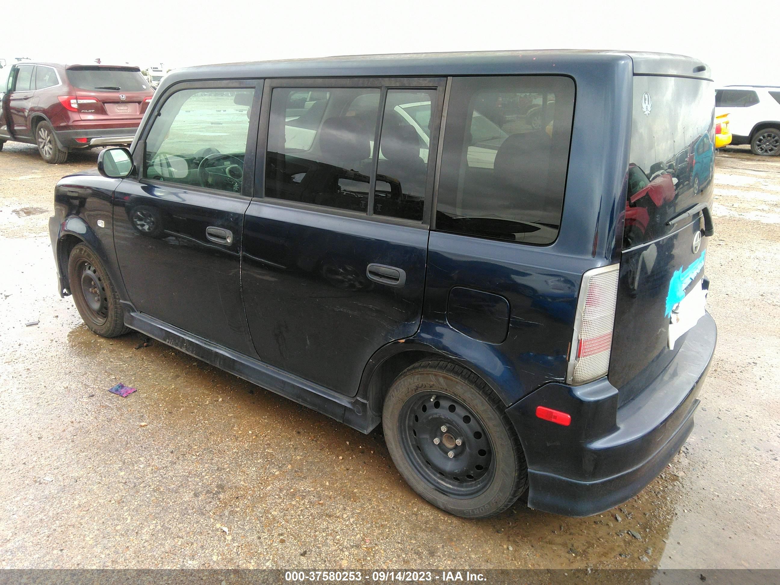 Photo 2 VIN: JTLKT324064053711 - SCION XB 