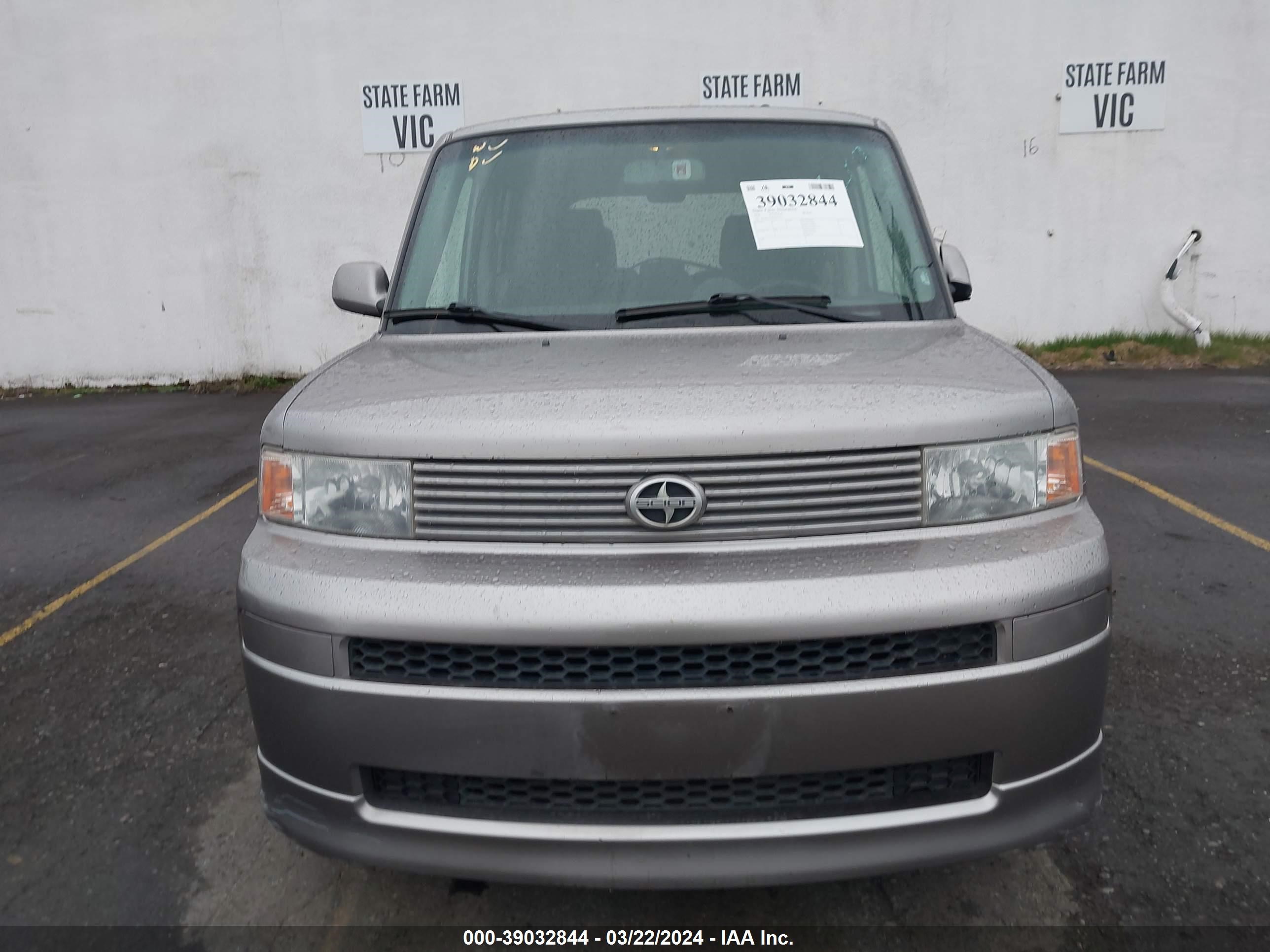 Photo 10 VIN: JTLKT324064077913 - SCION XB 