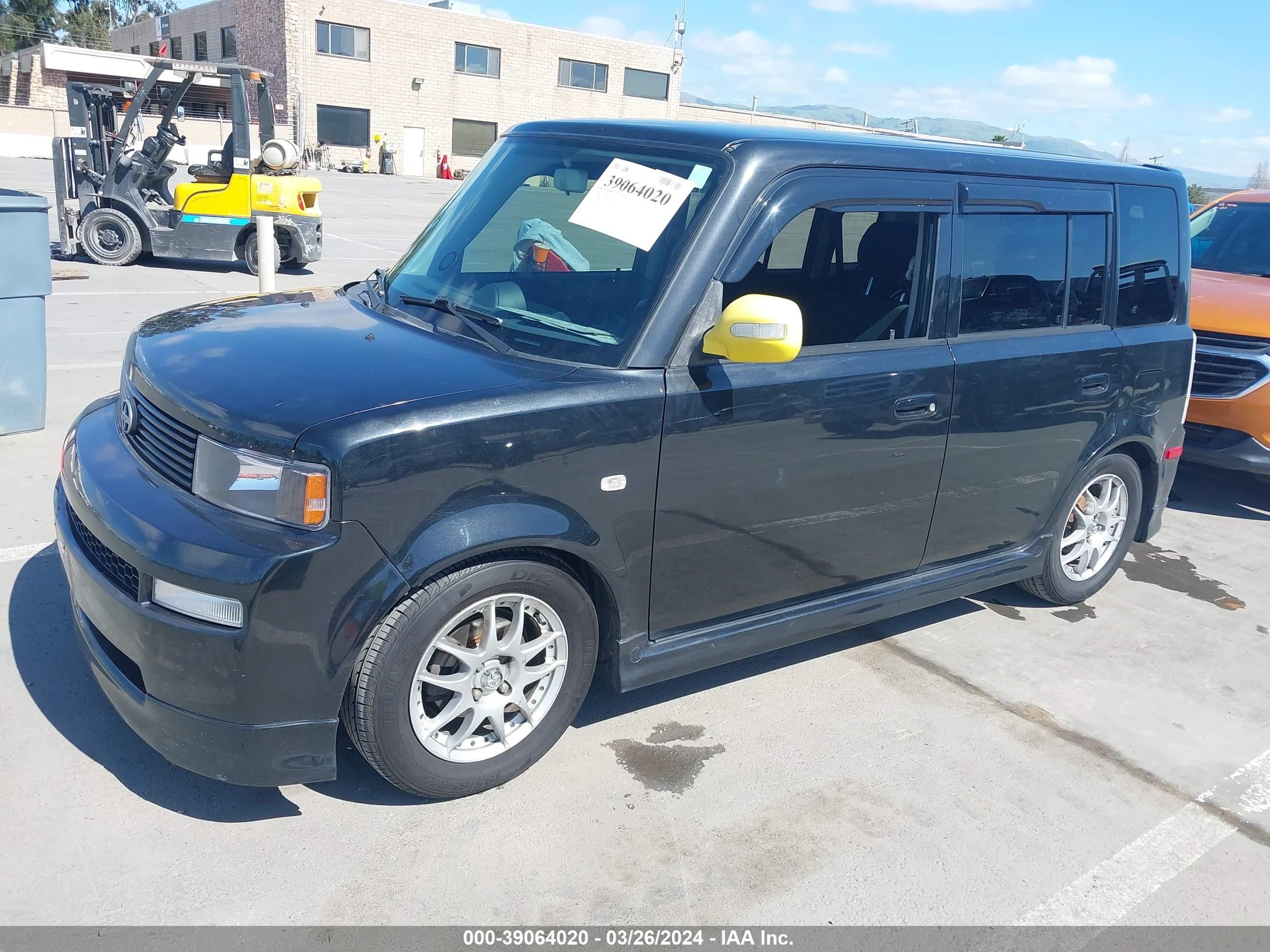 Photo 1 VIN: JTLKT324064080908 - SCION XB 