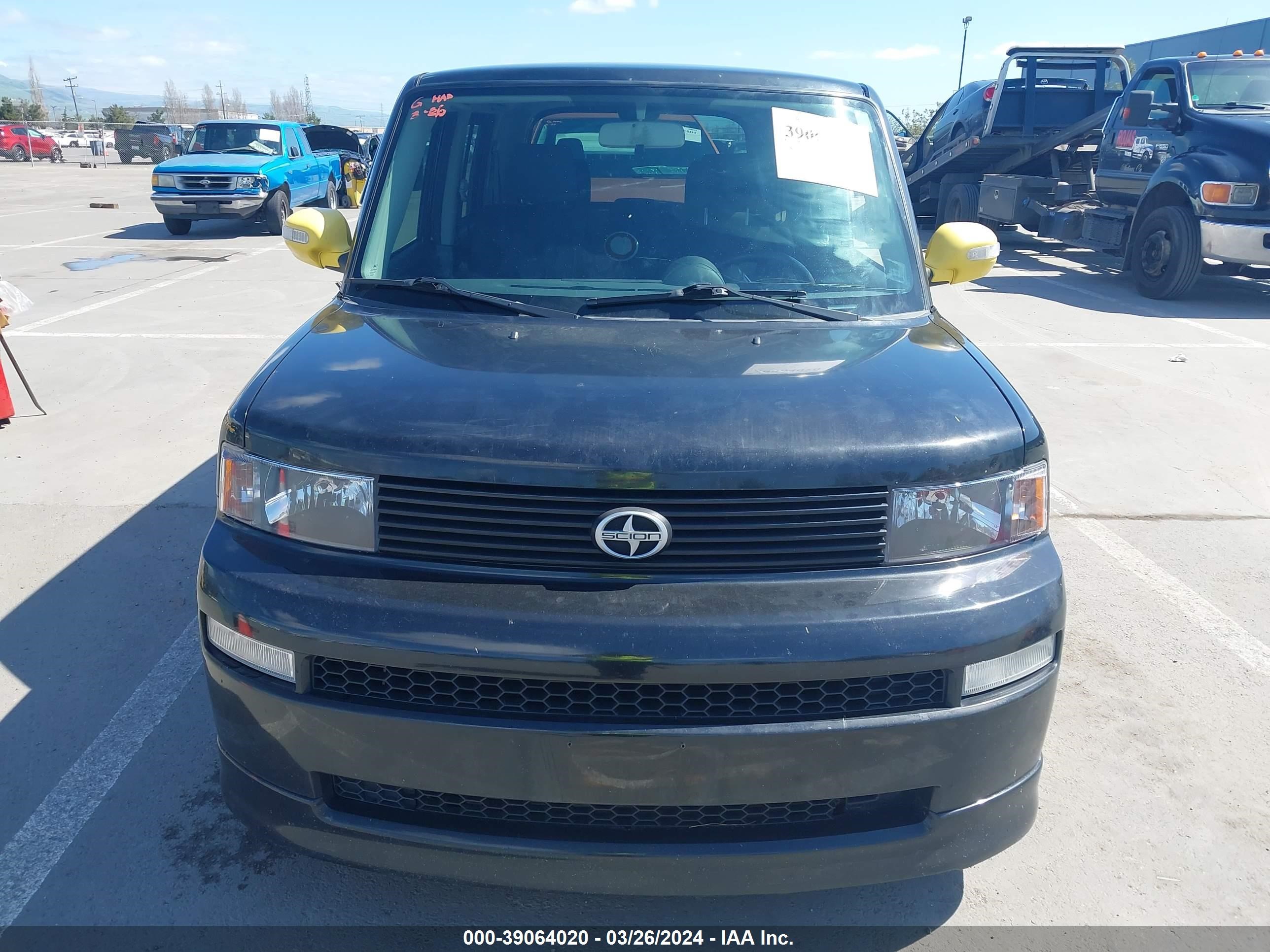 Photo 11 VIN: JTLKT324064080908 - SCION XB 