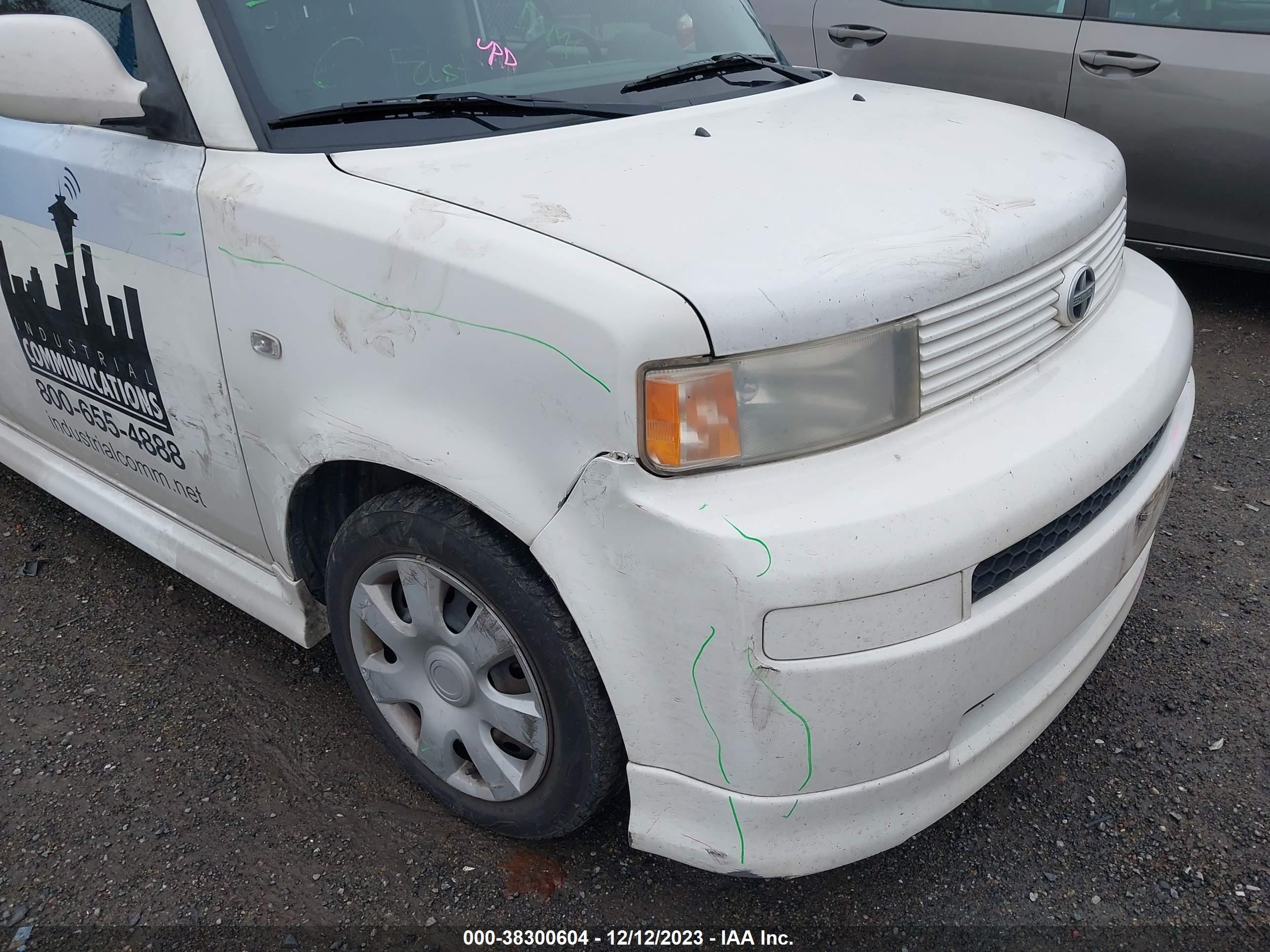 Photo 5 VIN: JTLKT324064122249 - SCION XB 