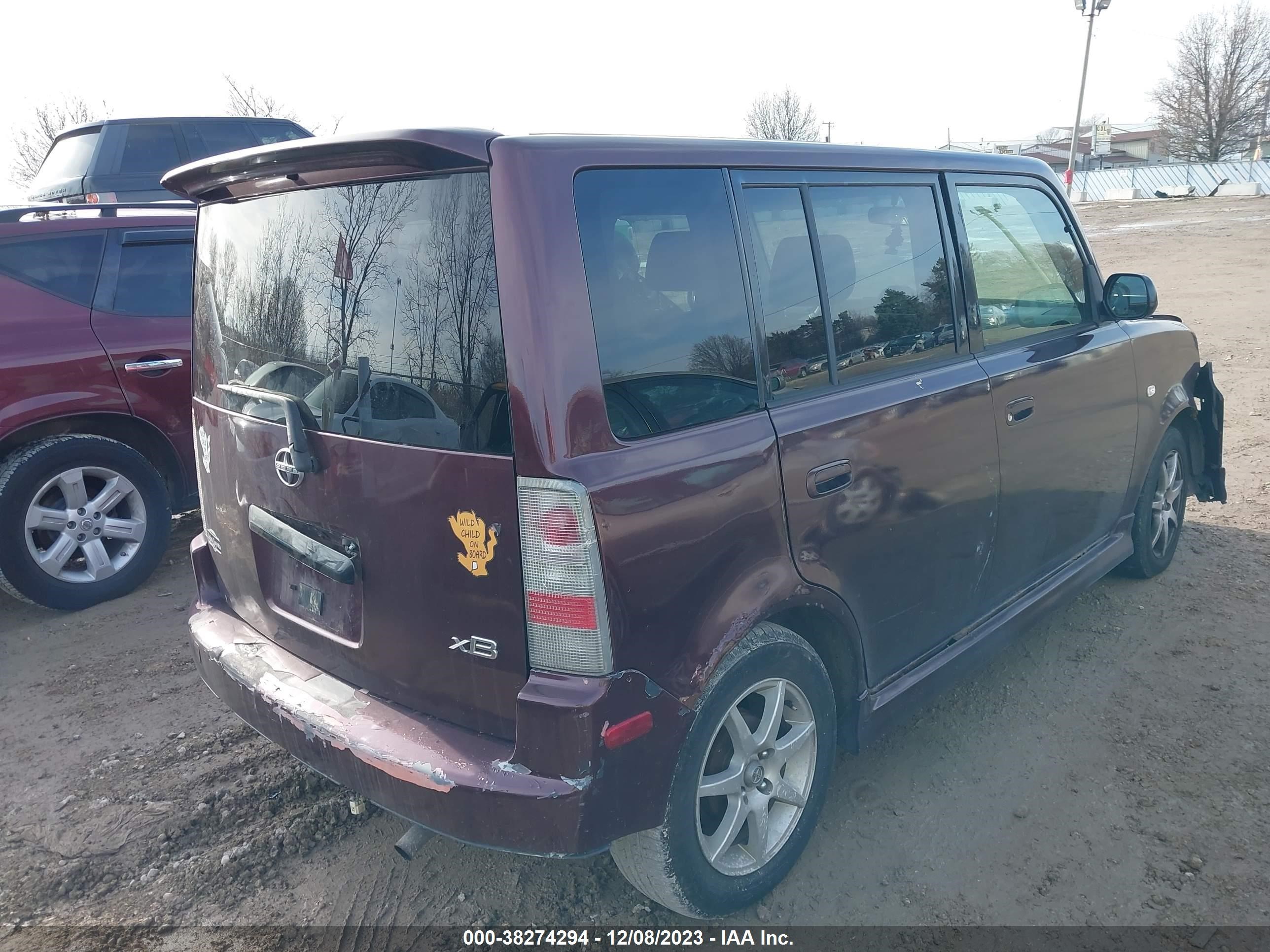 Photo 3 VIN: JTLKT324150209034 - SCION XB 